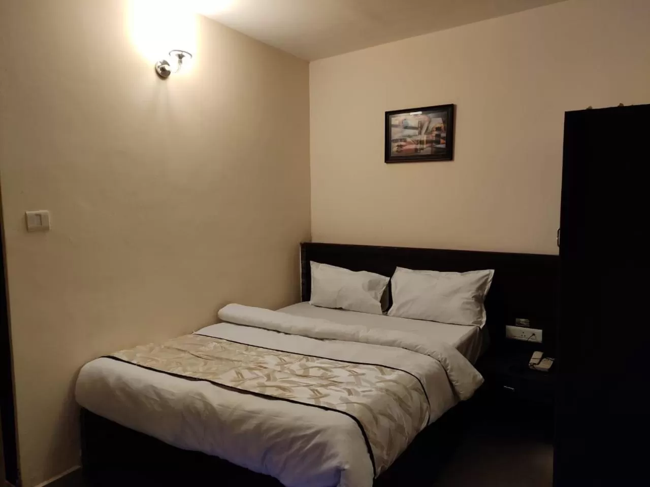 Photo of the whole room, Bed in Hotel The Narayani Continental