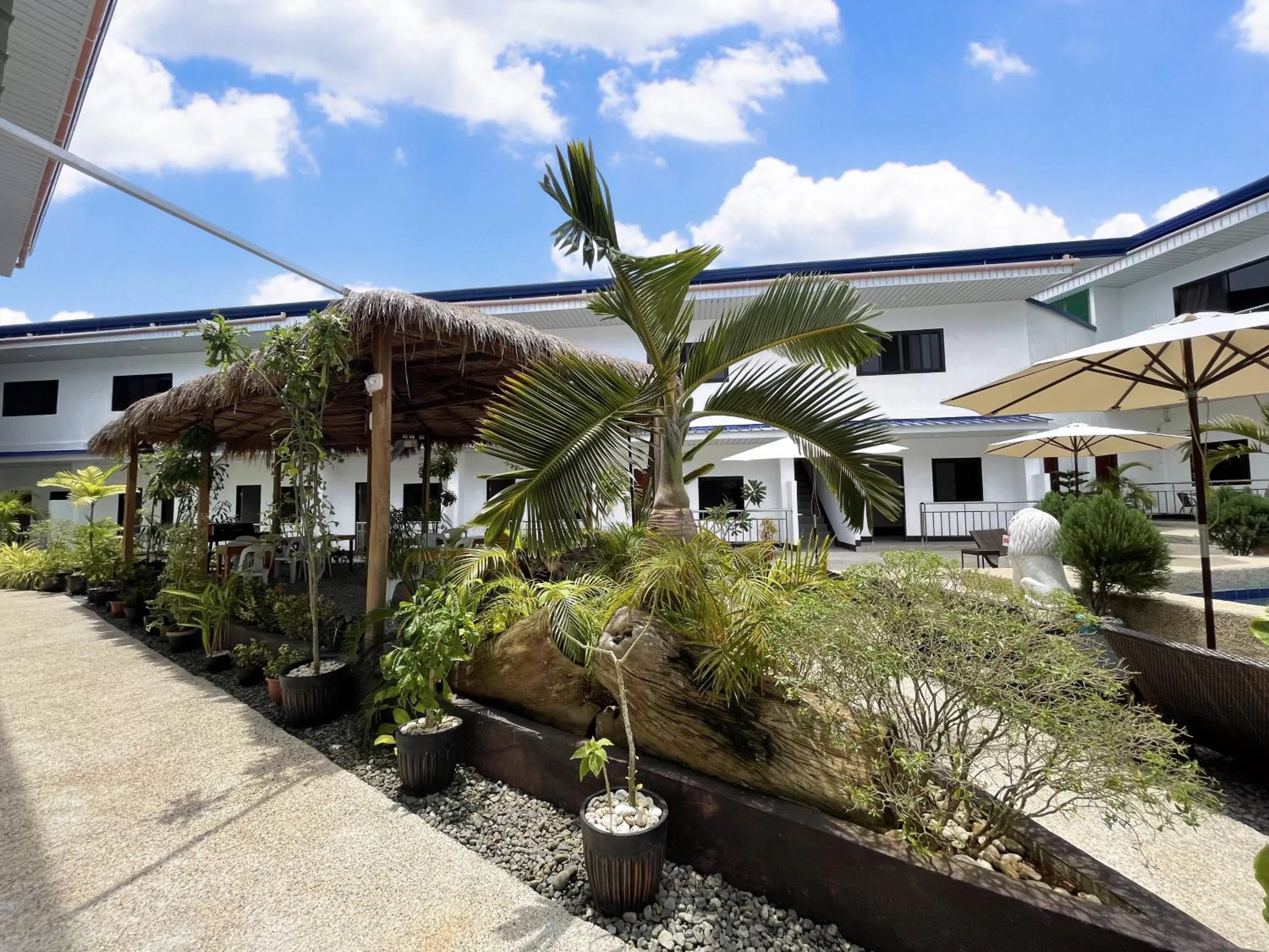 Garden in MGH Alona Resort