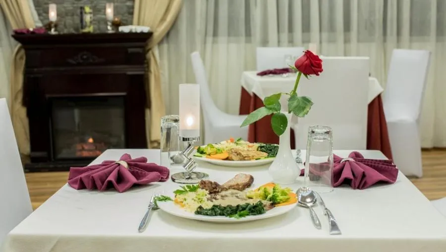 Dining area in Hotel Miracle