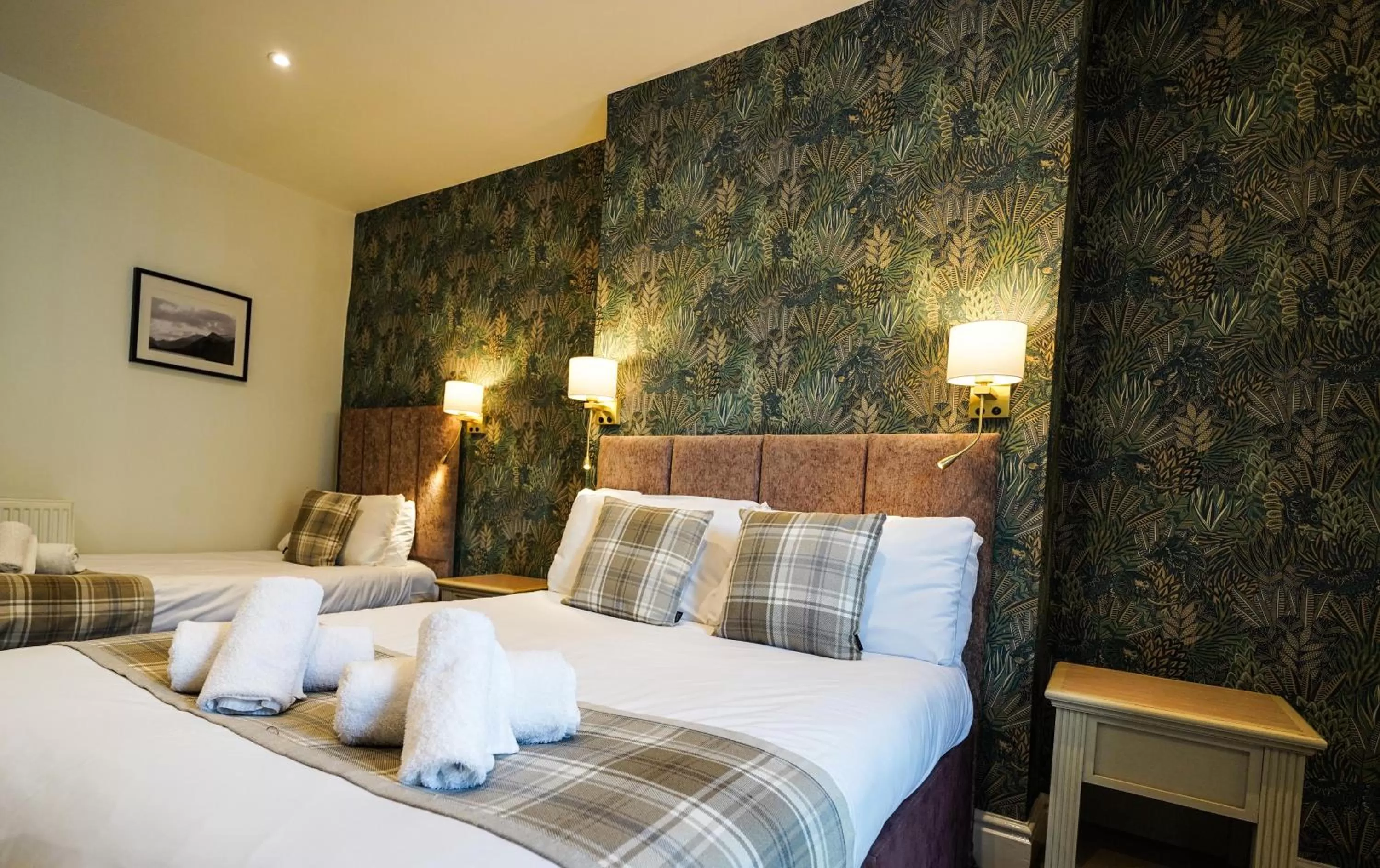 Property building, Bed in Gwydyr Hotel