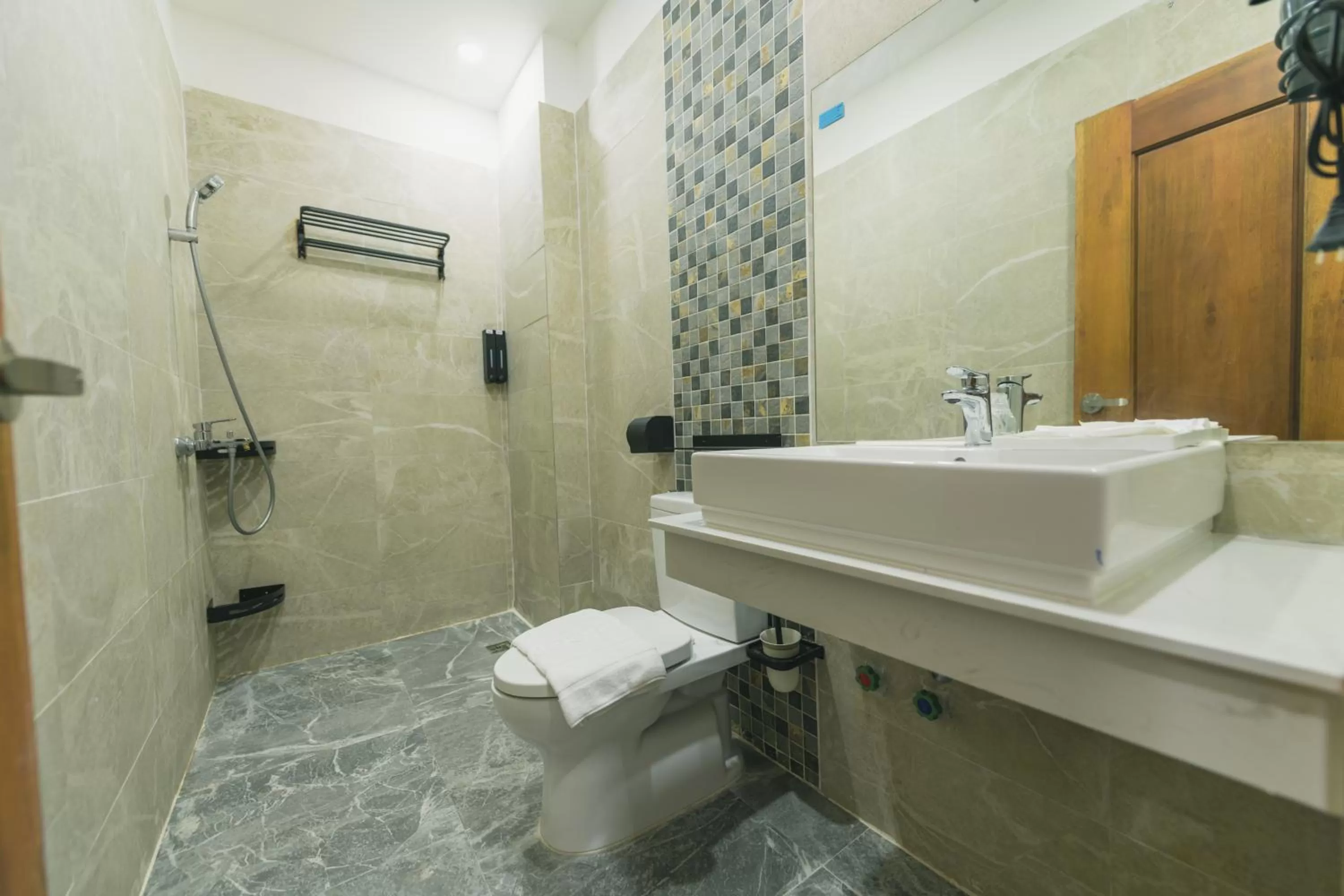 Shower in Residence 110 (Hotel and Apartments)