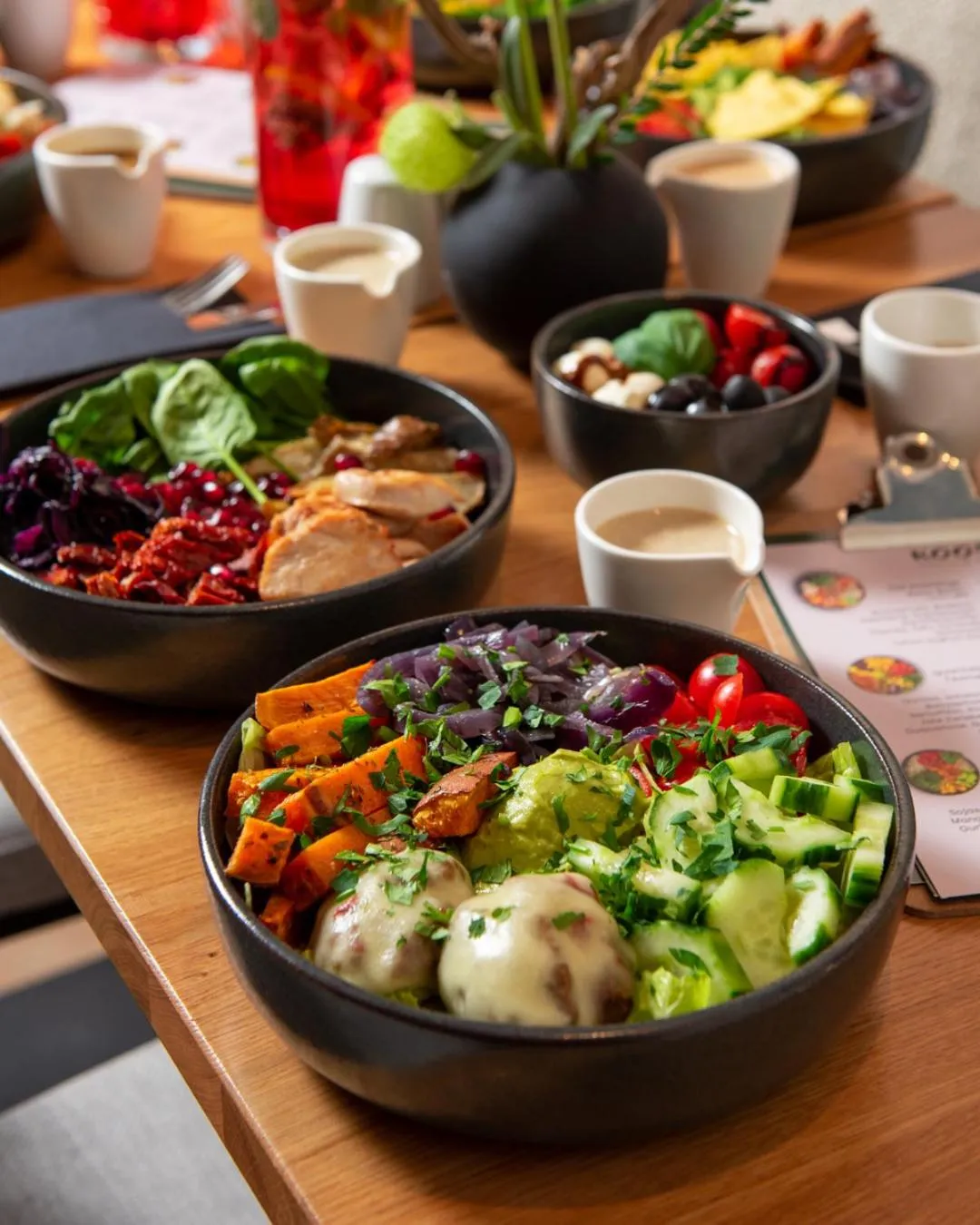 Restaurant/places to eat in KOOS Hotel&Apartments - City Aparthotel