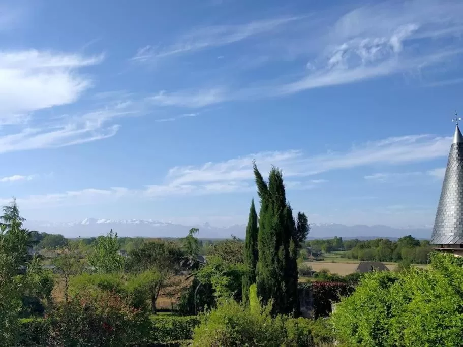 Garden view in Le Peyret