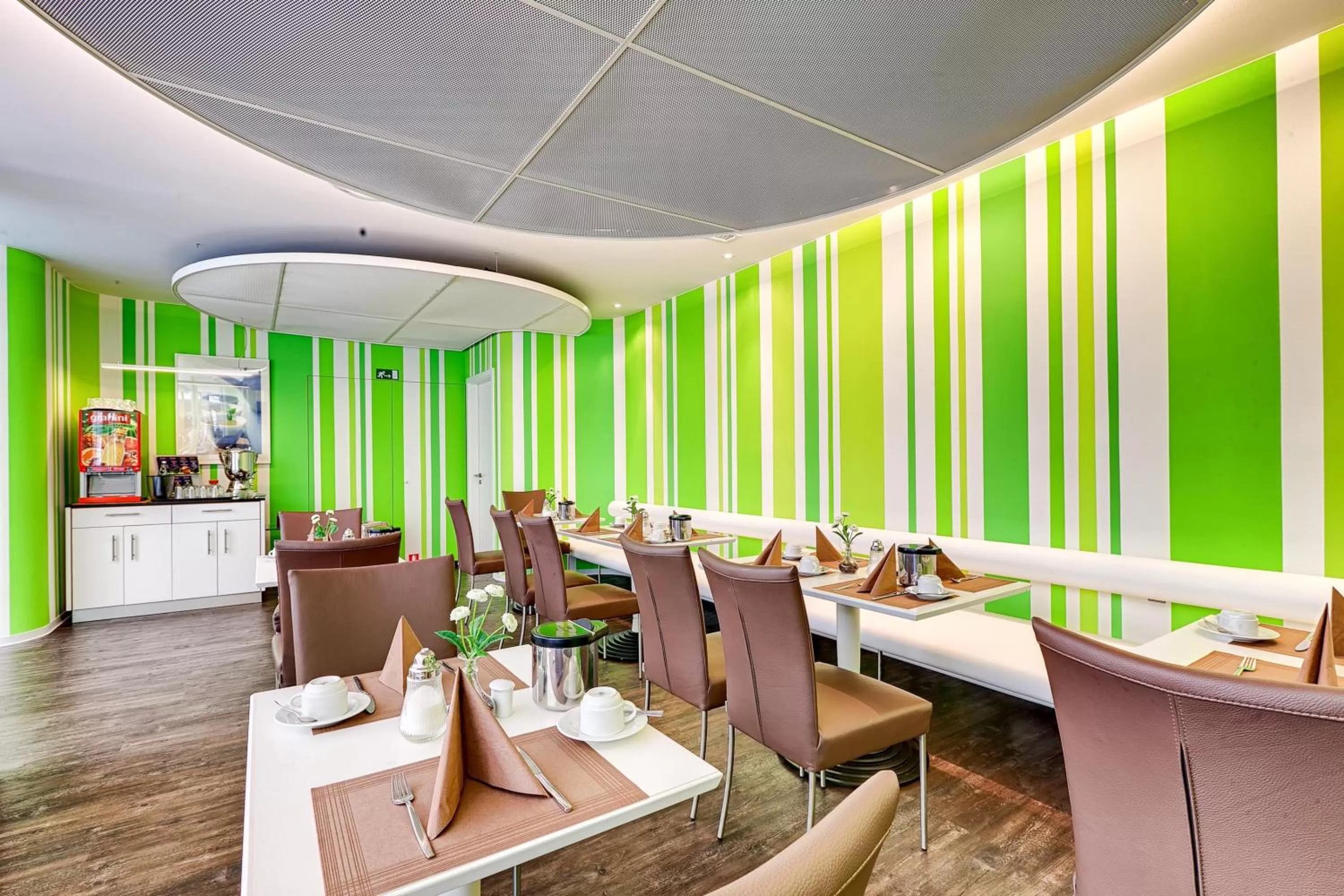 Restaurant/places to eat in attimo Hotel Stuttgart***S