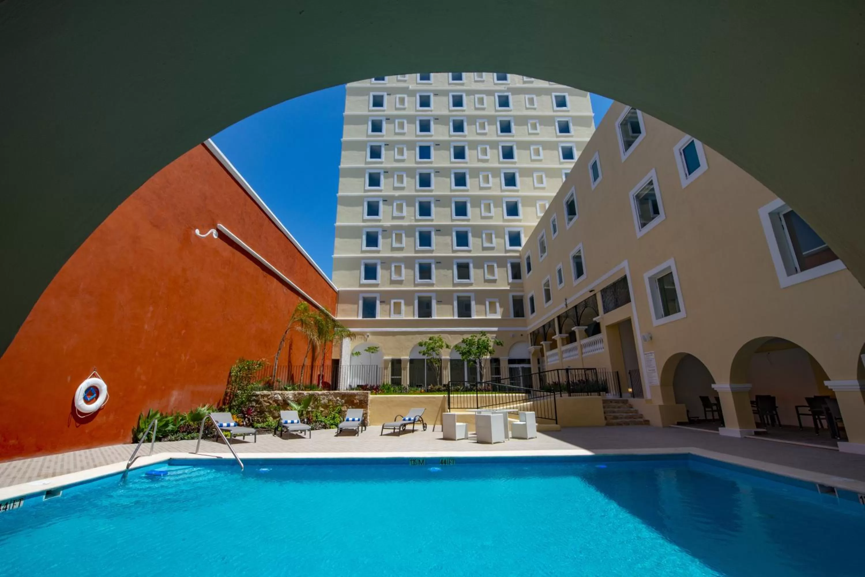 Swimming pool in Holiday Inn Express Merida Centro by IHG