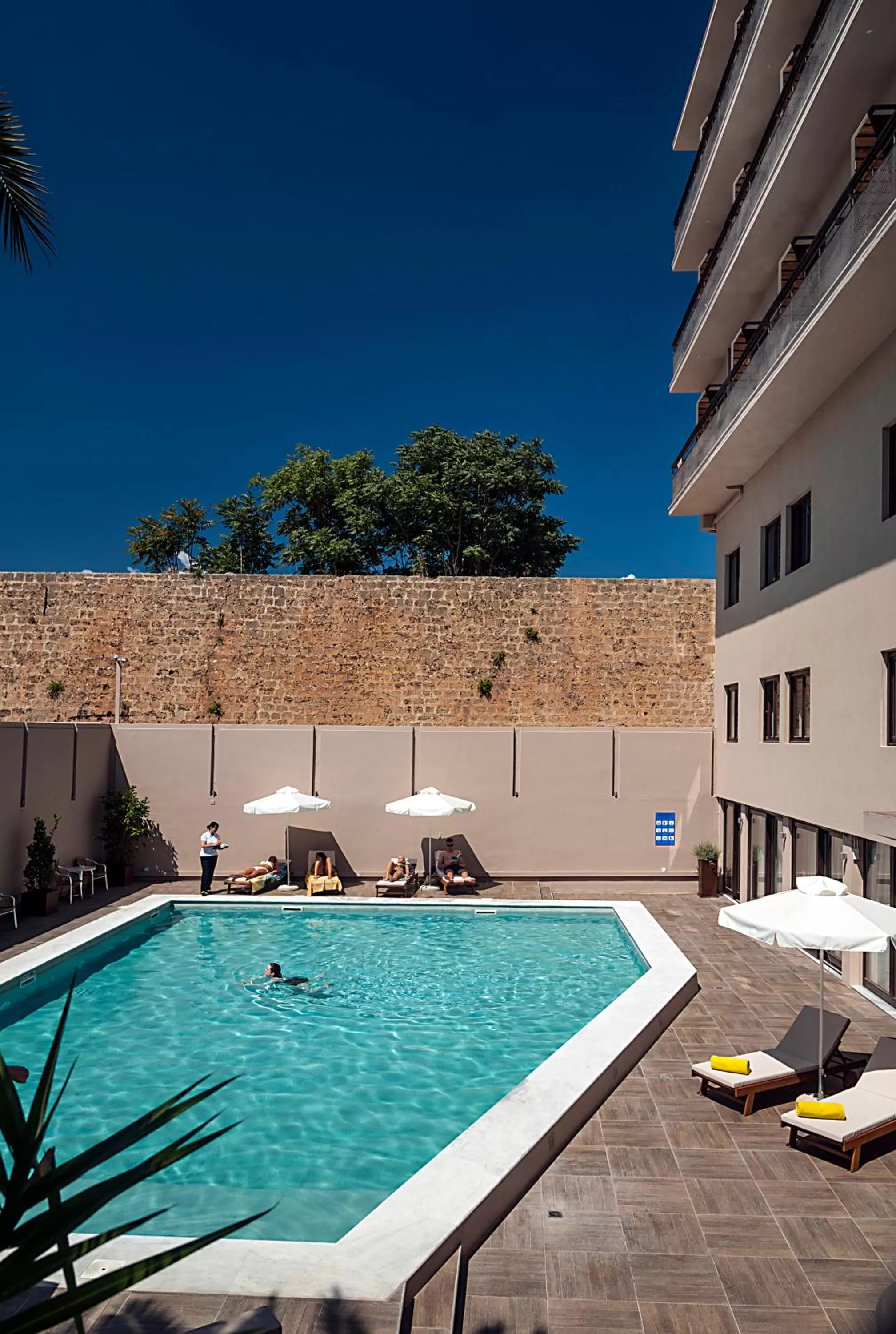 Swimming pool in Kriti Hotel