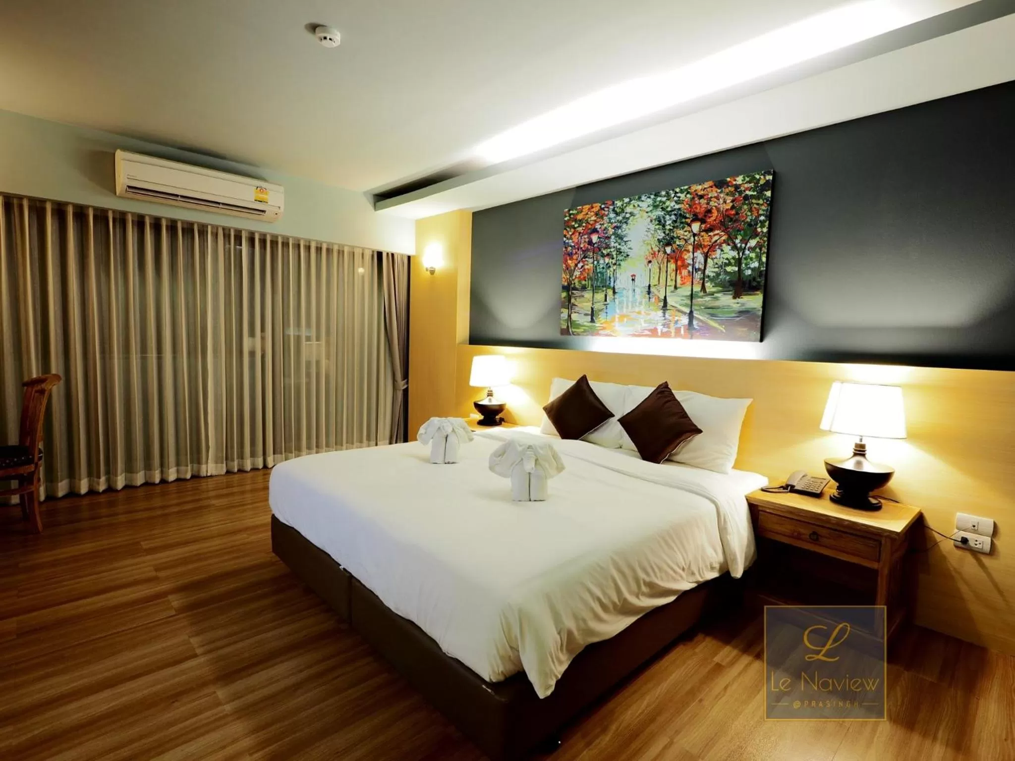 Bed in Le Naview @Prasingh