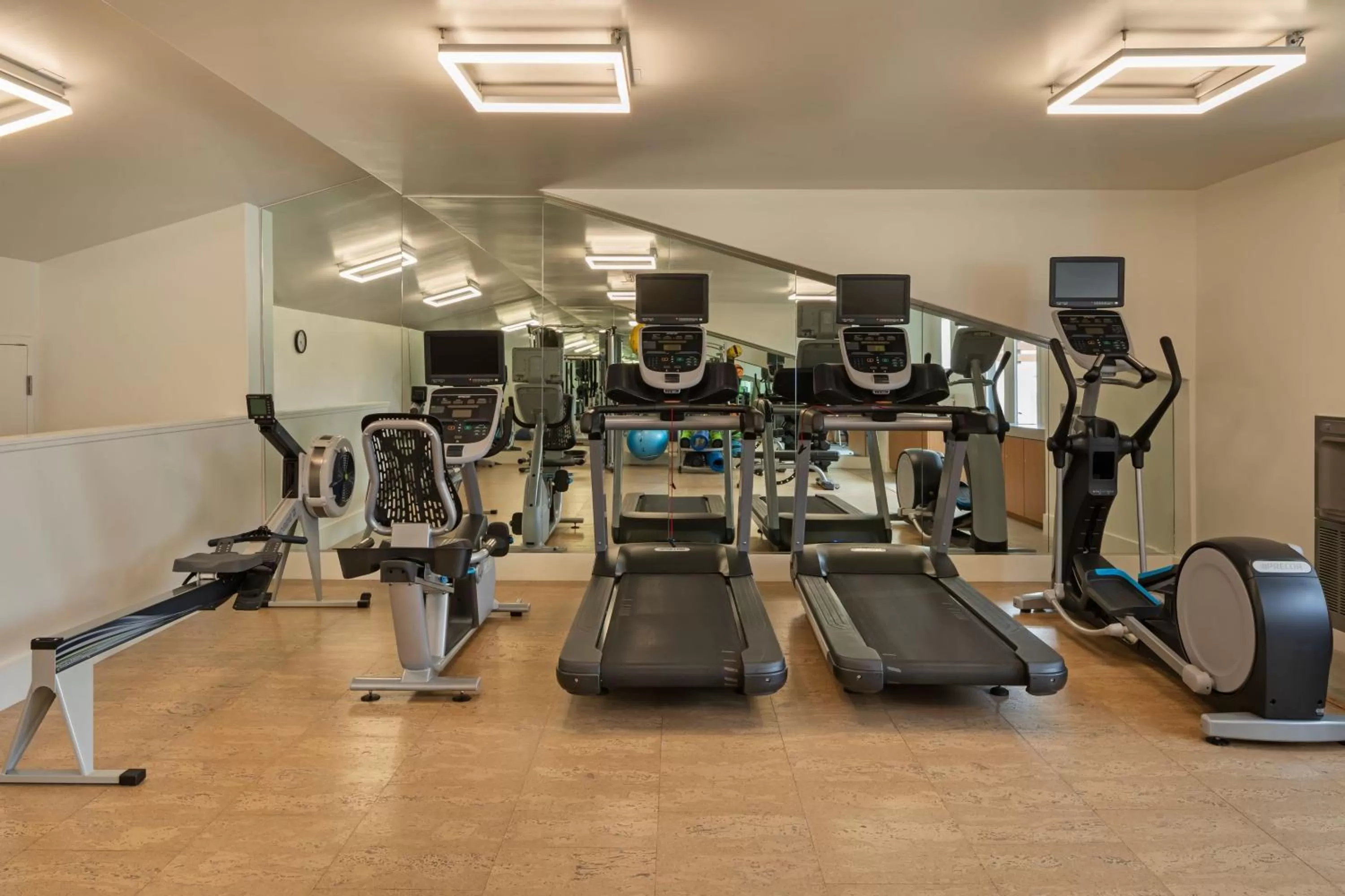 Fitness centre/facilities in HOTEL CERRO, Autograph Collection