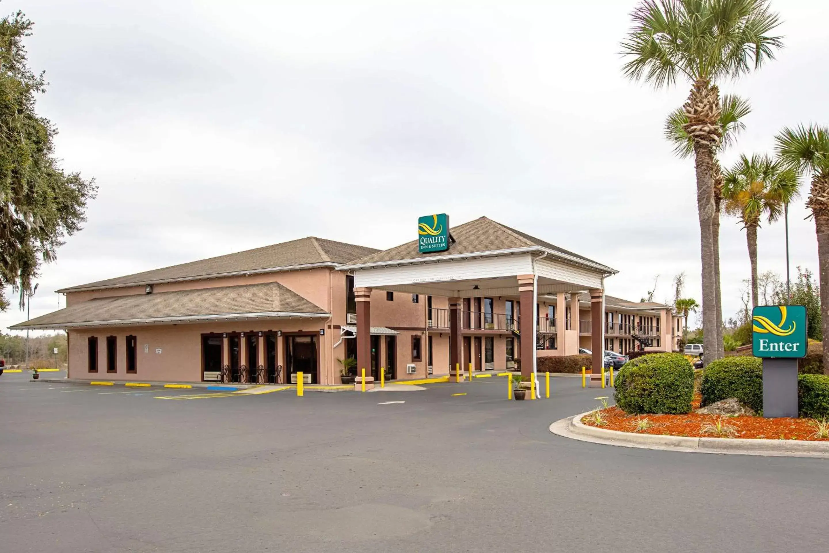 Quality Inn & Suites Live Oak I-10 Exit 283 Quality Inn & Suites Live Oak I-10 Exit 283