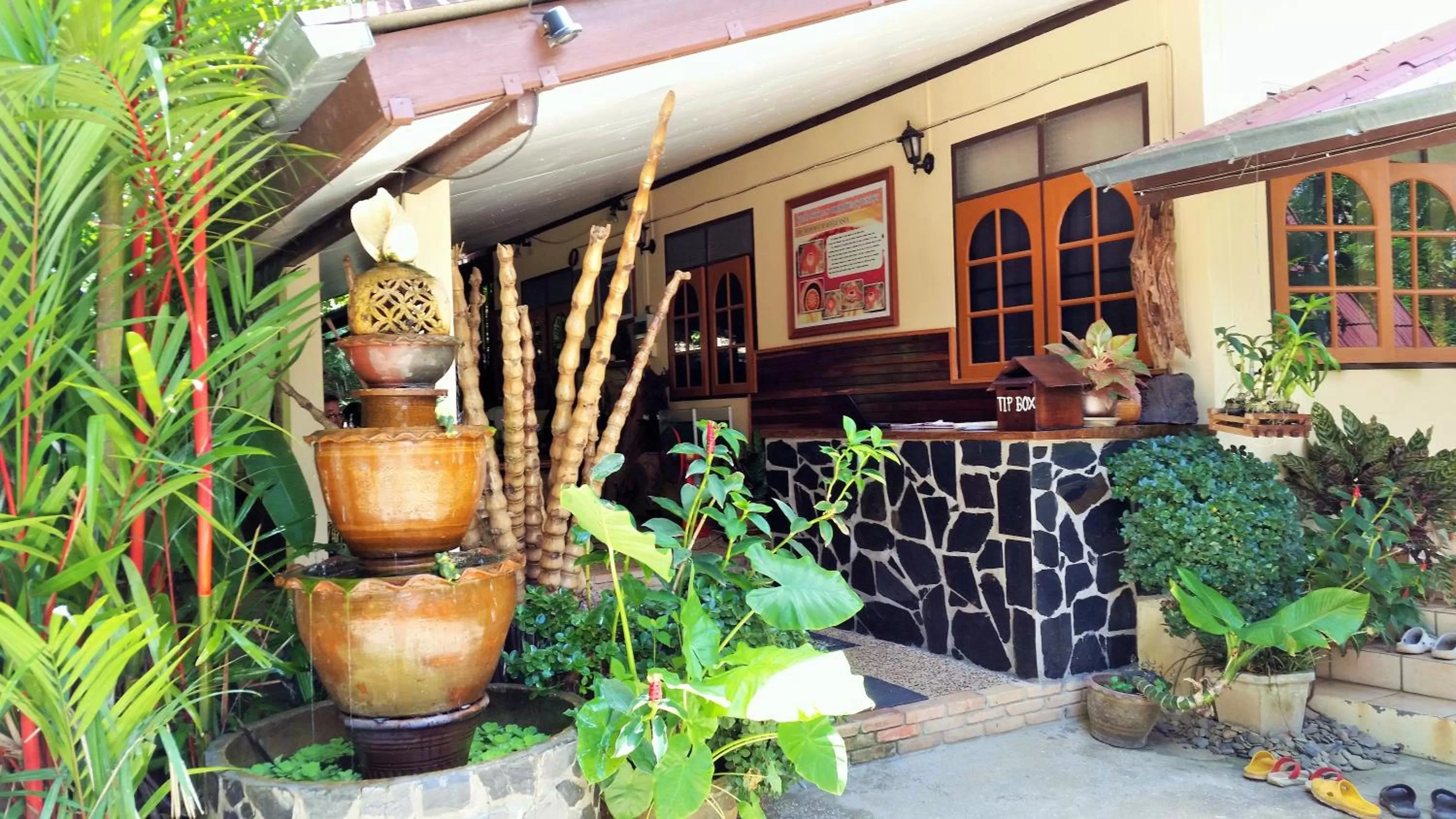 Decorative detail in Khao Sok Las Orquideas Resort