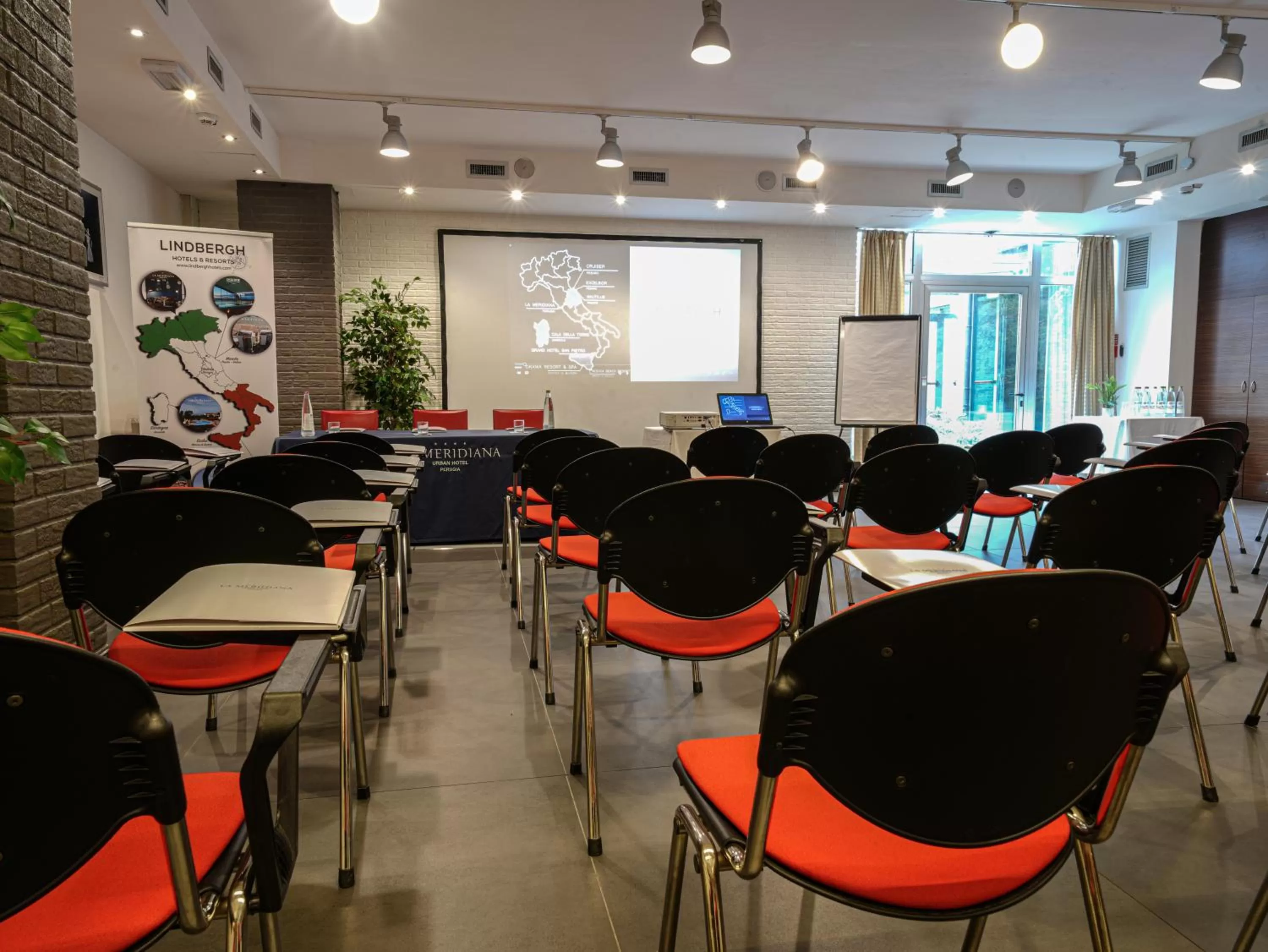 La Meridiana Bleisure Hotel