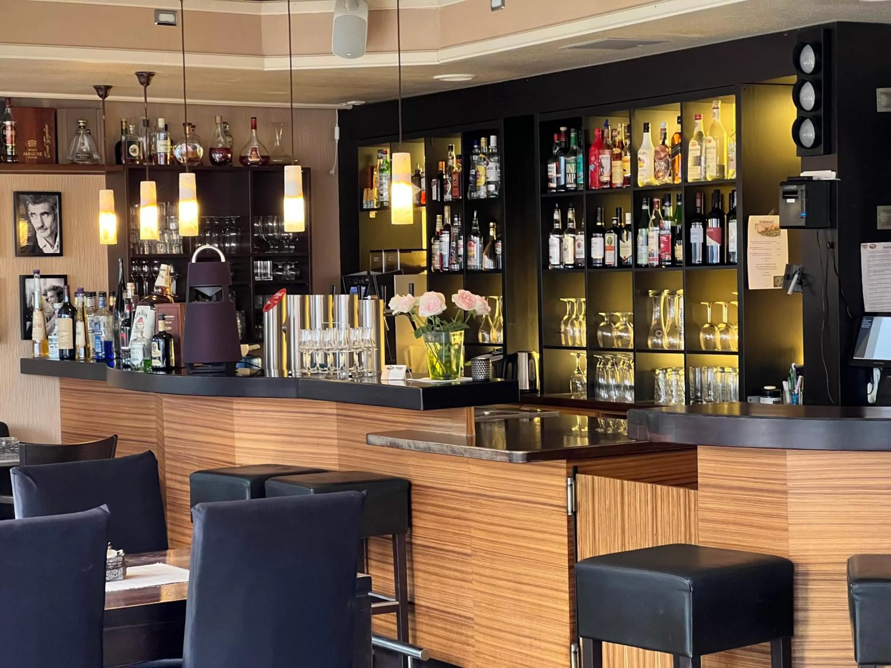 Lounge or bar in Hotel Ammerländer Hof