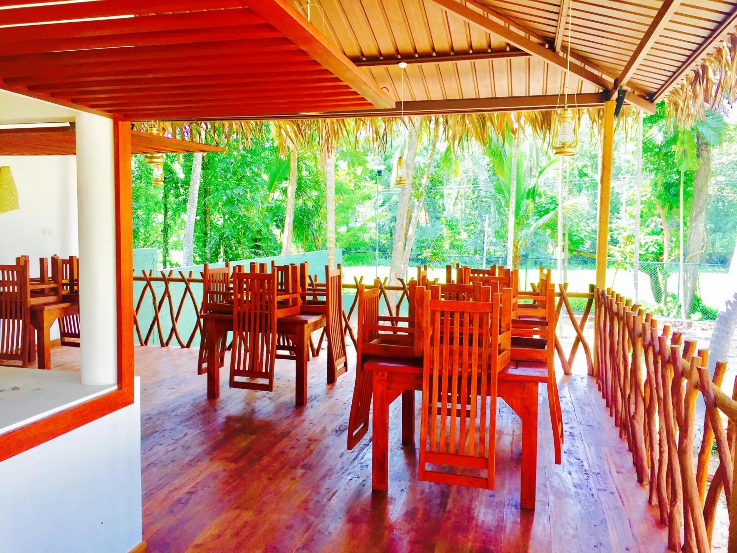 Breakfast in Airport Resort