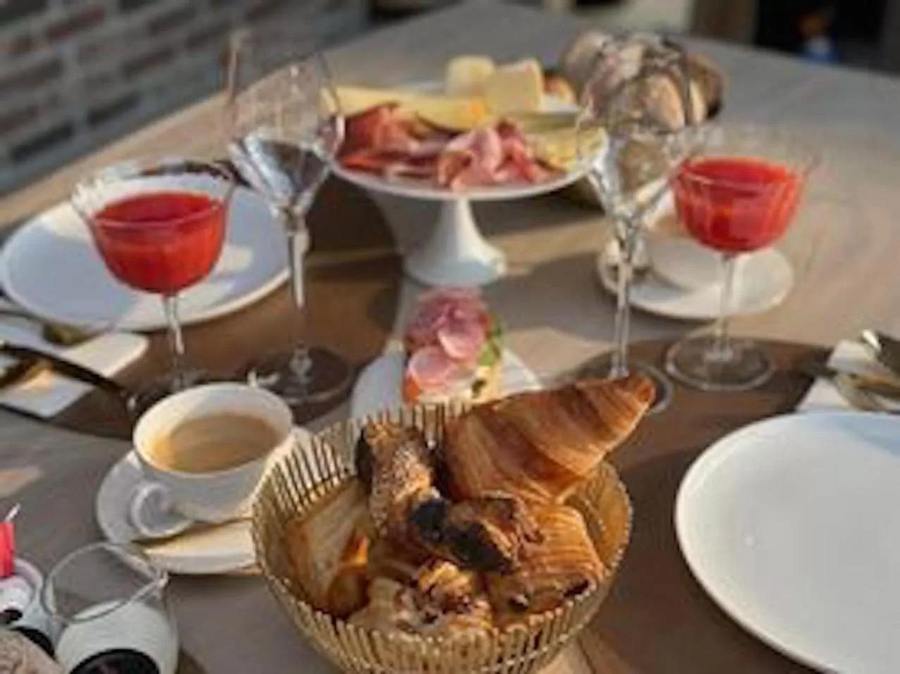 Breakfast in Per Sea