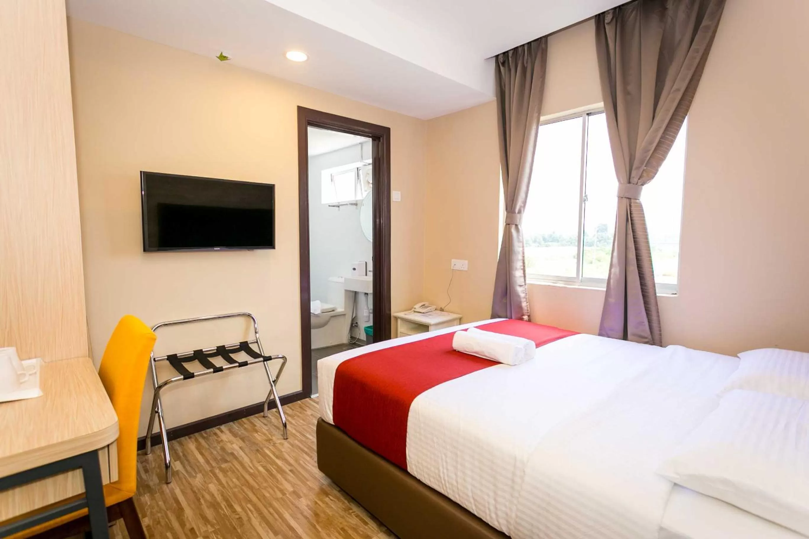 Bedroom, Bed in Icon Hotel Segamat