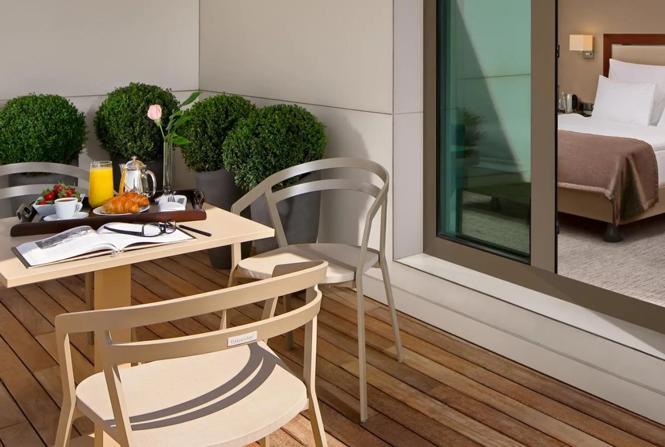 Balcony/Terrace, Bed in Occidental Ankara