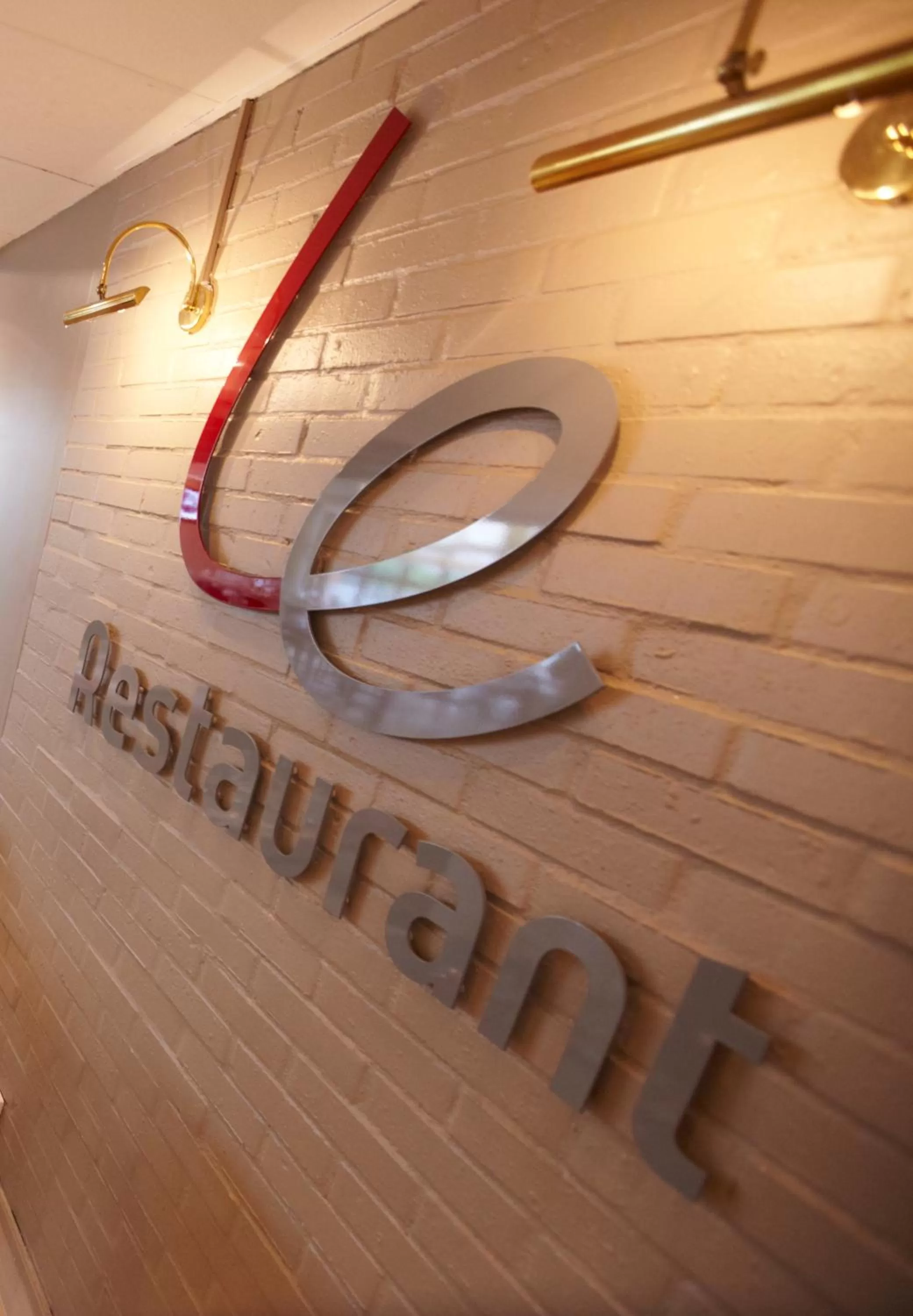 Restaurant/places to eat in Campanile Hotel Beauvais