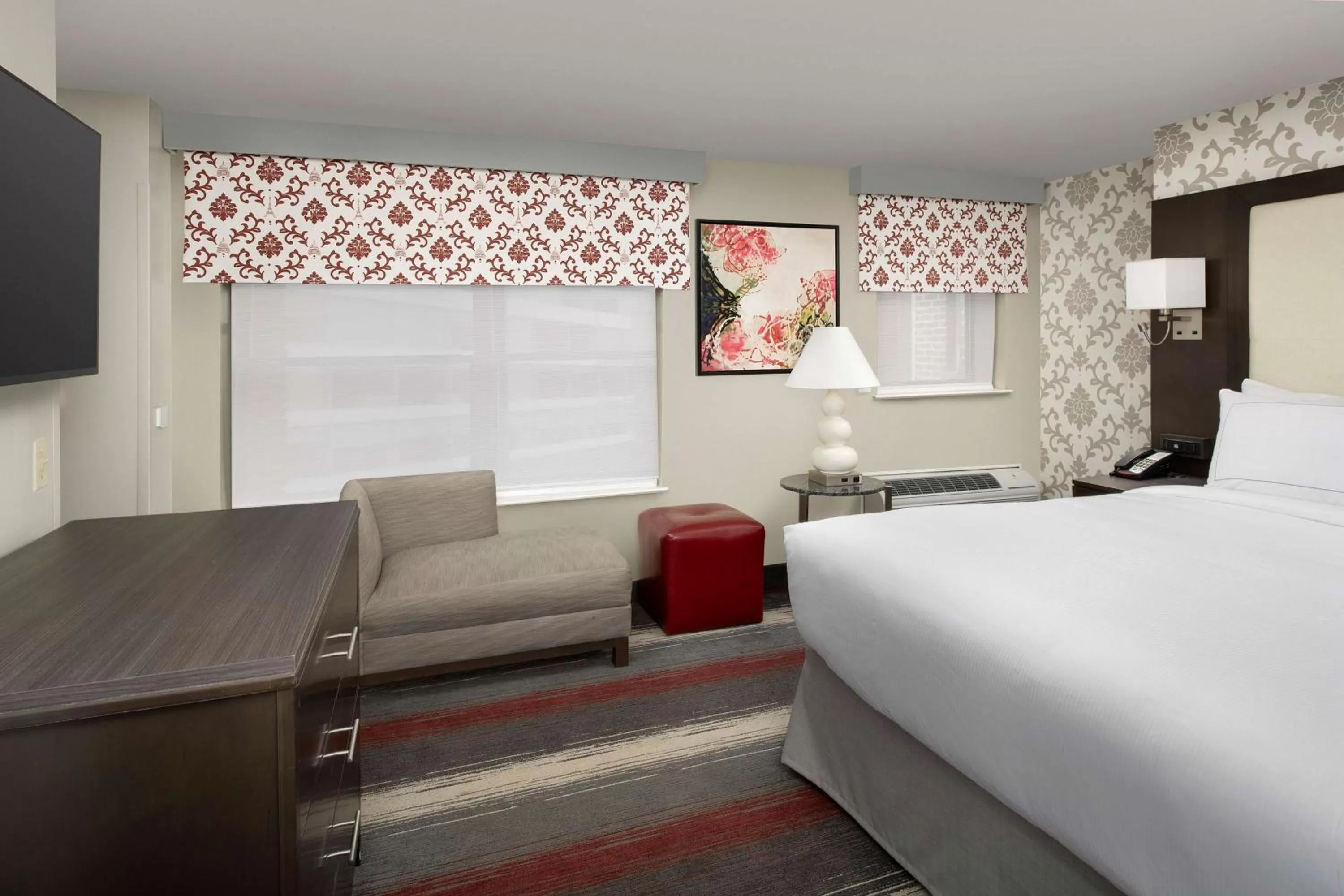 Living room, Bed in West End Washington DC, Tapestry Collection by Hilton