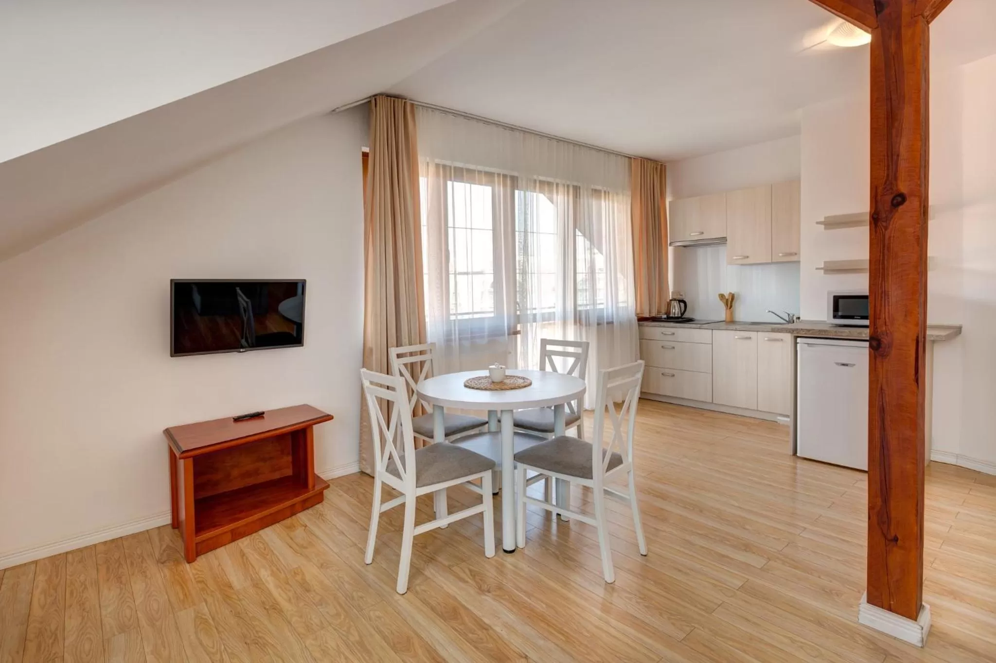 Communal lounge/ TV room in Willa Drako