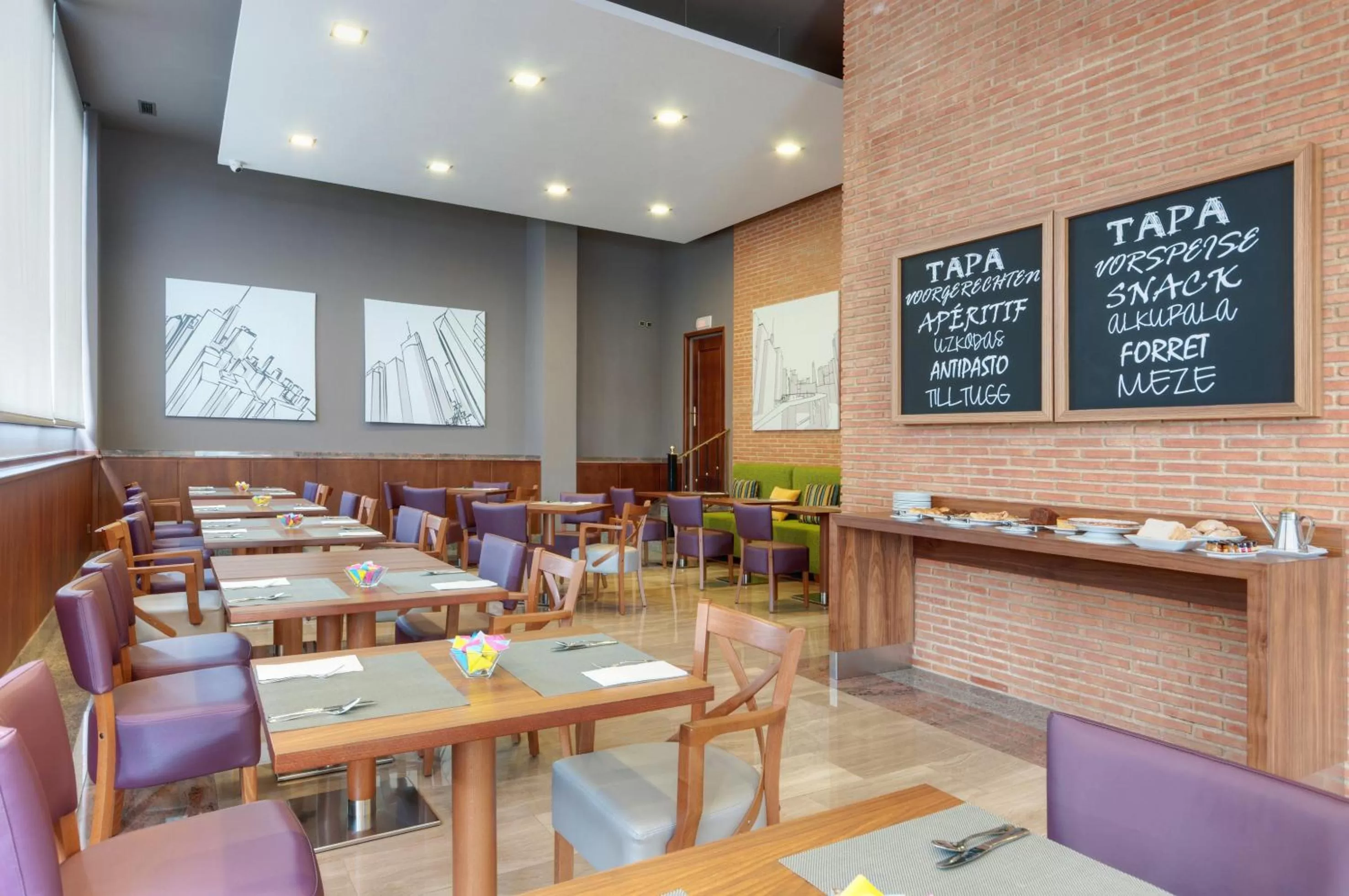 Restaurant/places to eat in Hotel Vigo Los Galeones Affiliated by Meliá