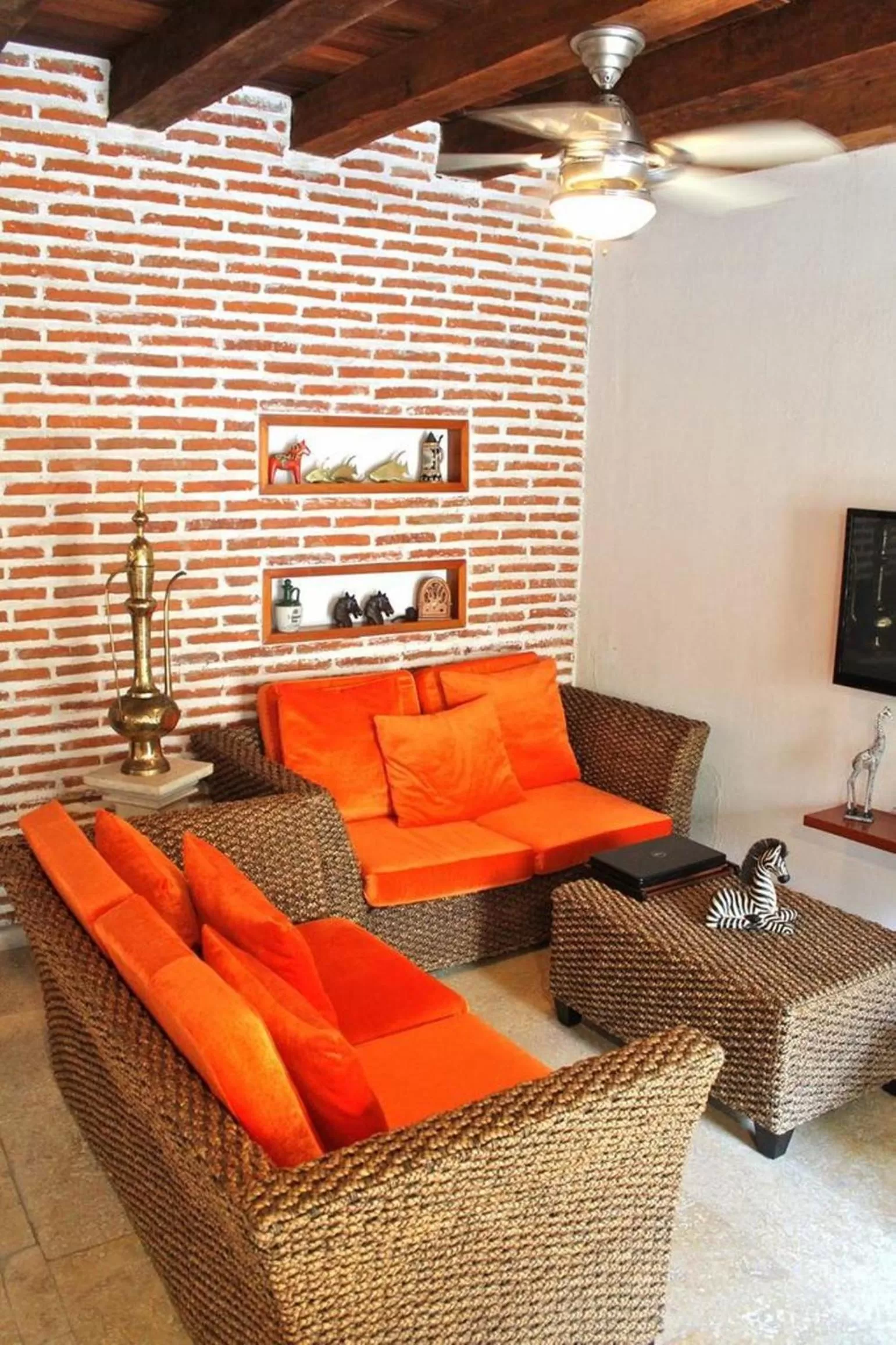 Communal lounge/ TV room, Seating Area in Hotel Casa Gloria Boutique