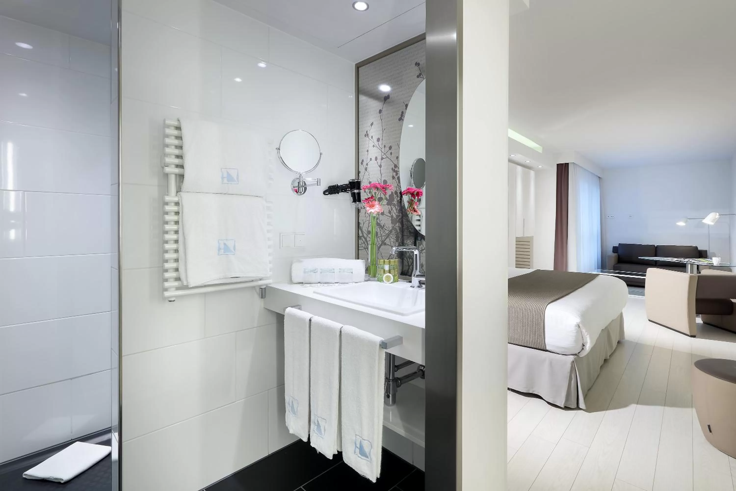 Bathroom in Eurostars Book Hotel