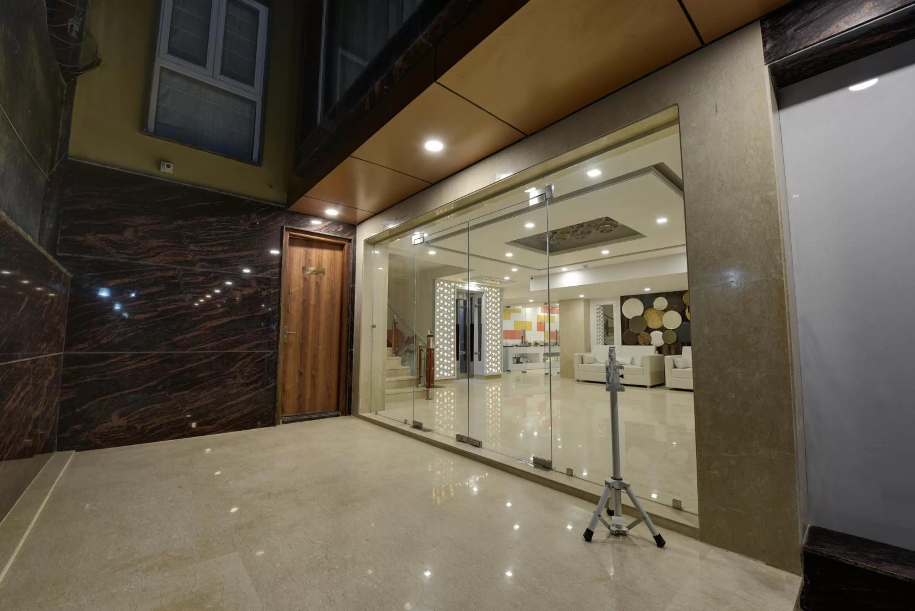 Facade/entrance in GOLDEN TREE