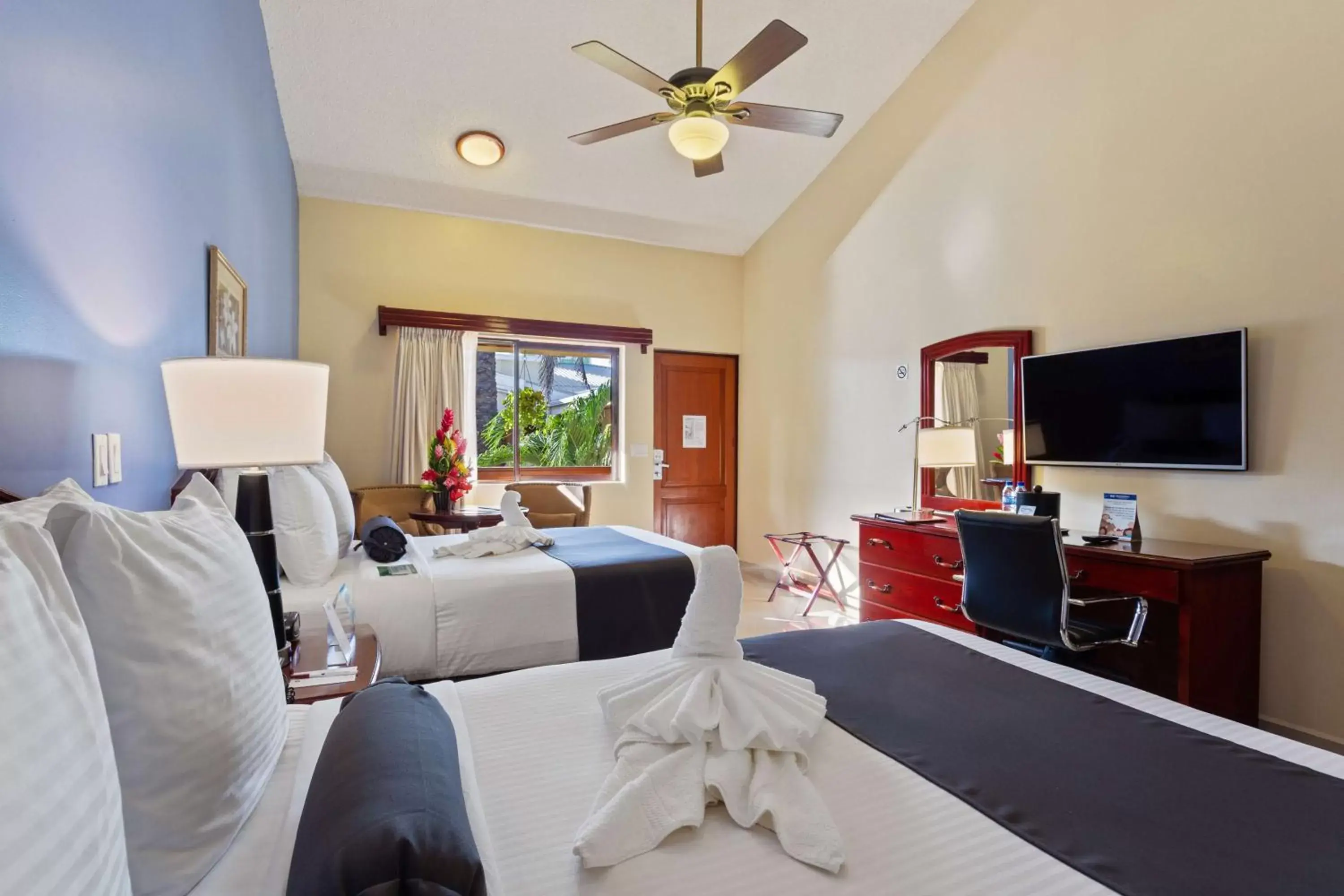 Double Room with Two Double Beds - Non Smoking in Best Western Plus Belize Biltmore Plaza Double Room with Two Double Beds - Non Smoking in Best Western Plus Belize Biltmore Plaza