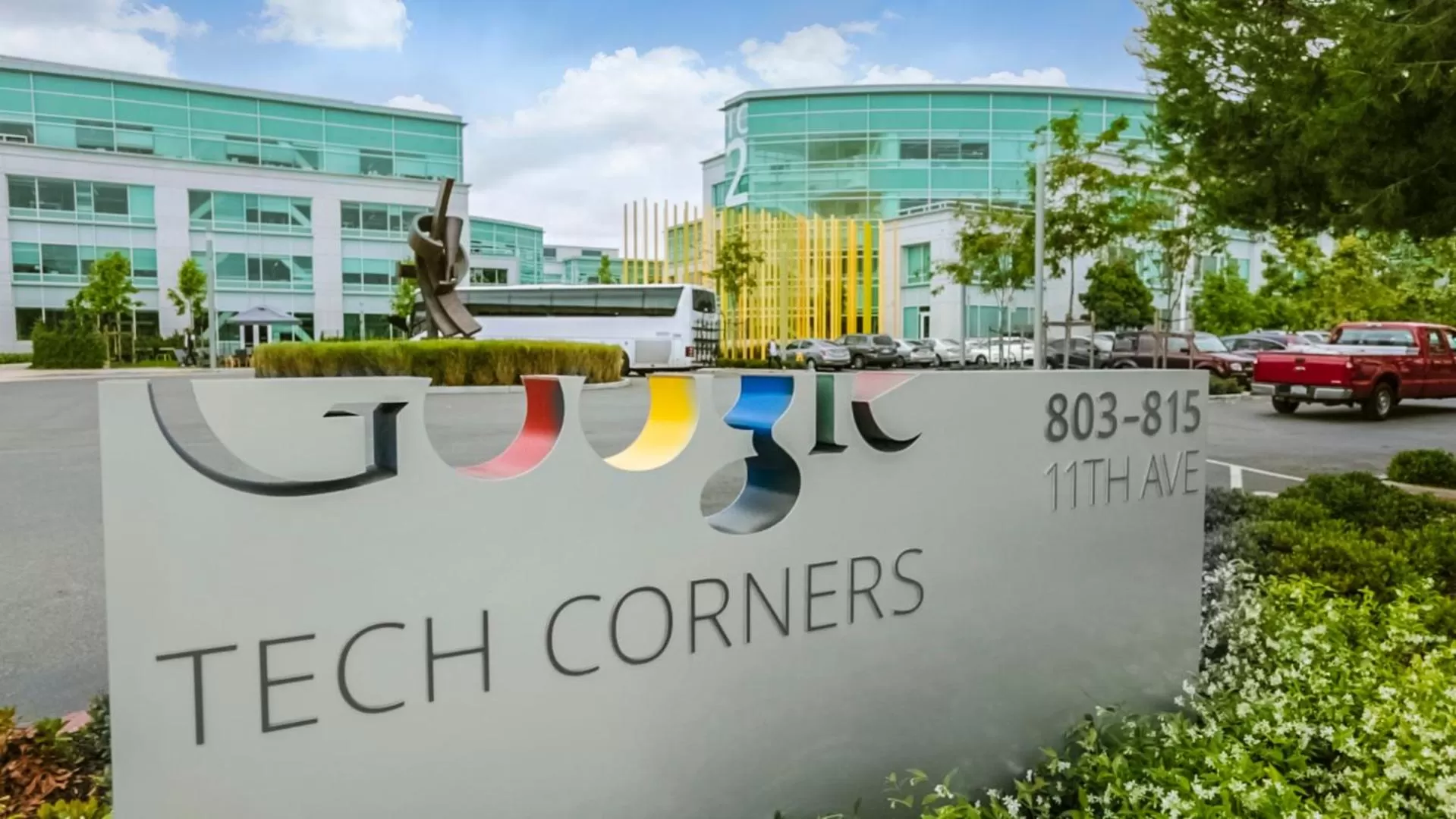 Nearby landmark in Grand Hotel