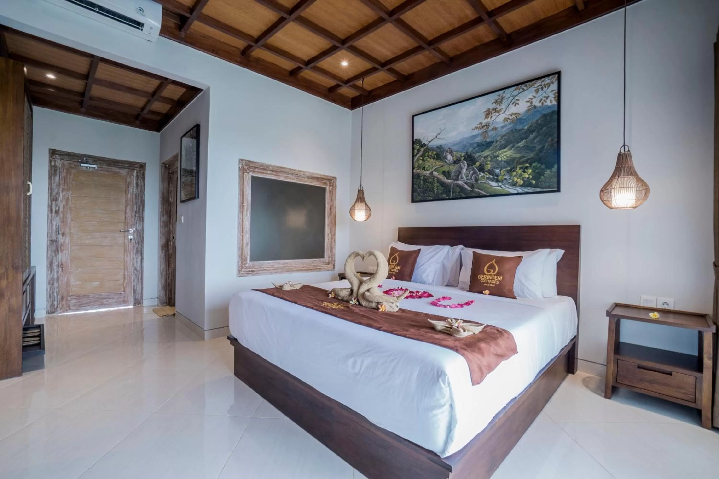 Bedroom, Bed in Gerindem Cottages