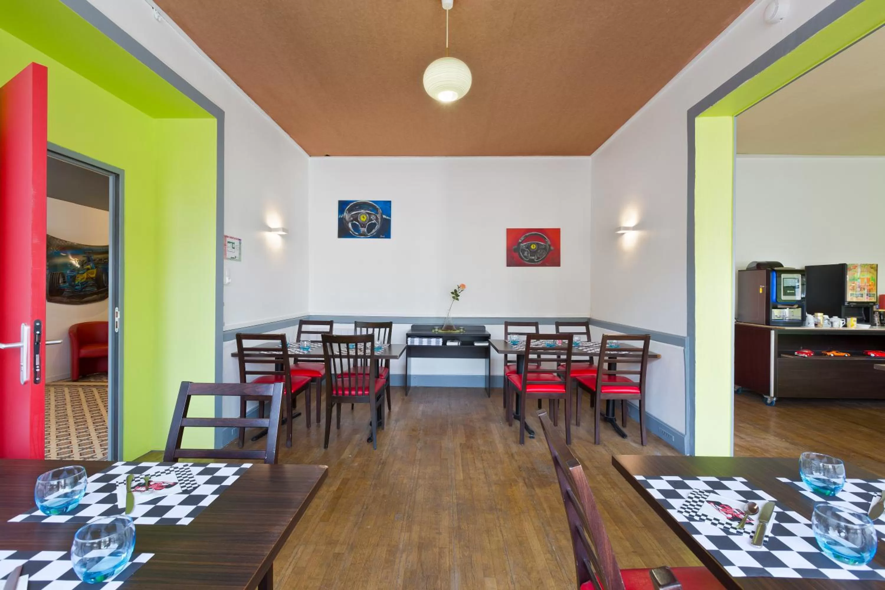 Breakfast in Enzo Hotels Contrexeville