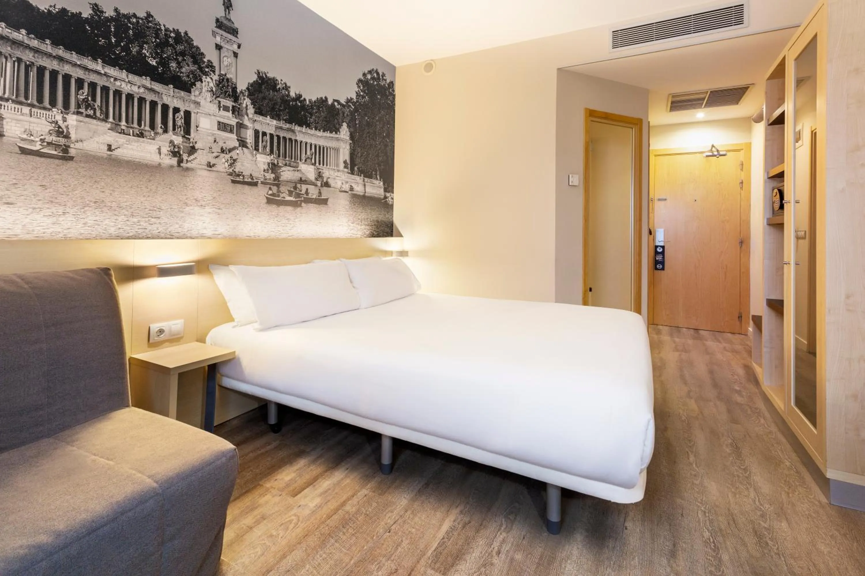 Bed in B&B HOTEL Madrid Aeropuerto T1 T2 T3