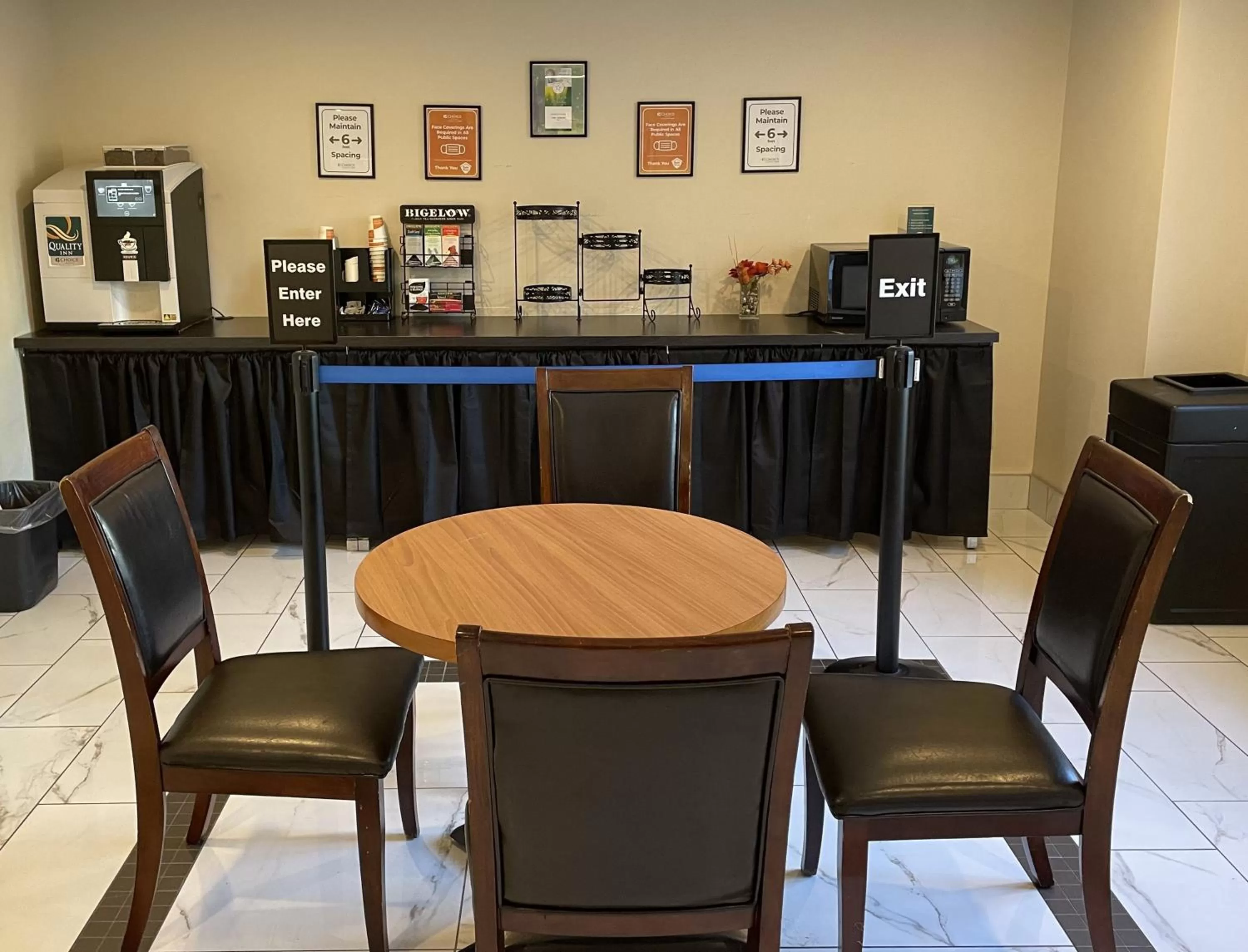 Coffee/tea facilities in Quality Inn & Conference Centre Downtown Sudbury