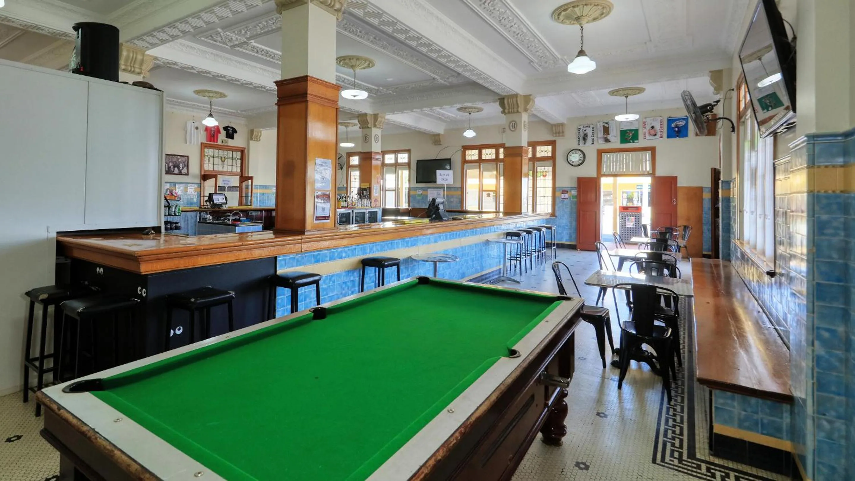 Billiard in Hotel Corones