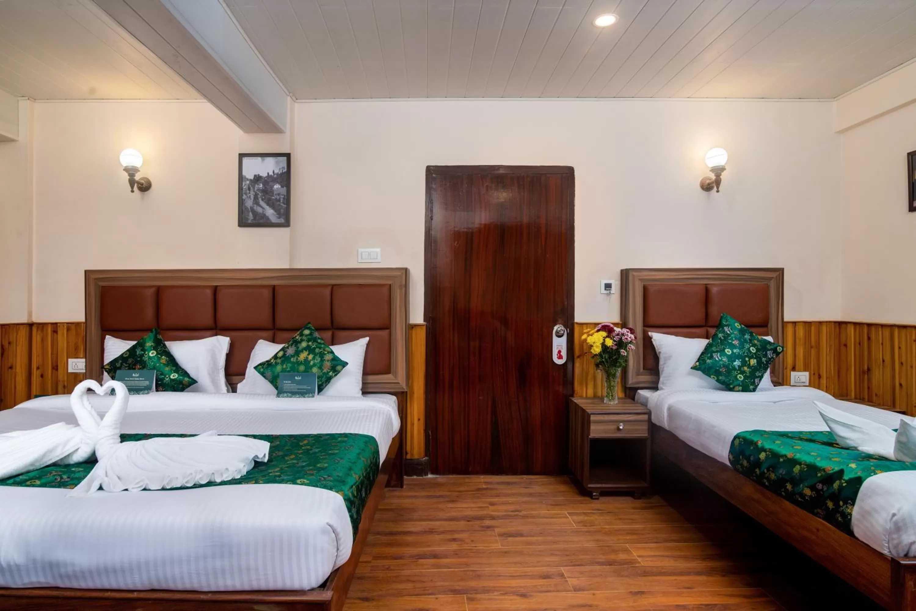 Bed in Muscatel Roma - 400 Mts from Mall Road