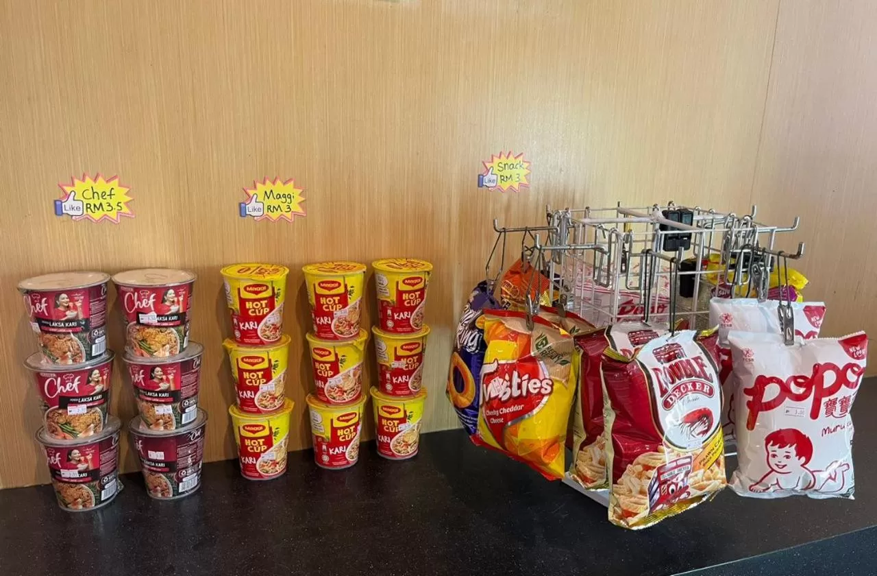 Eight Days Boutique Hotel - Impian Emas