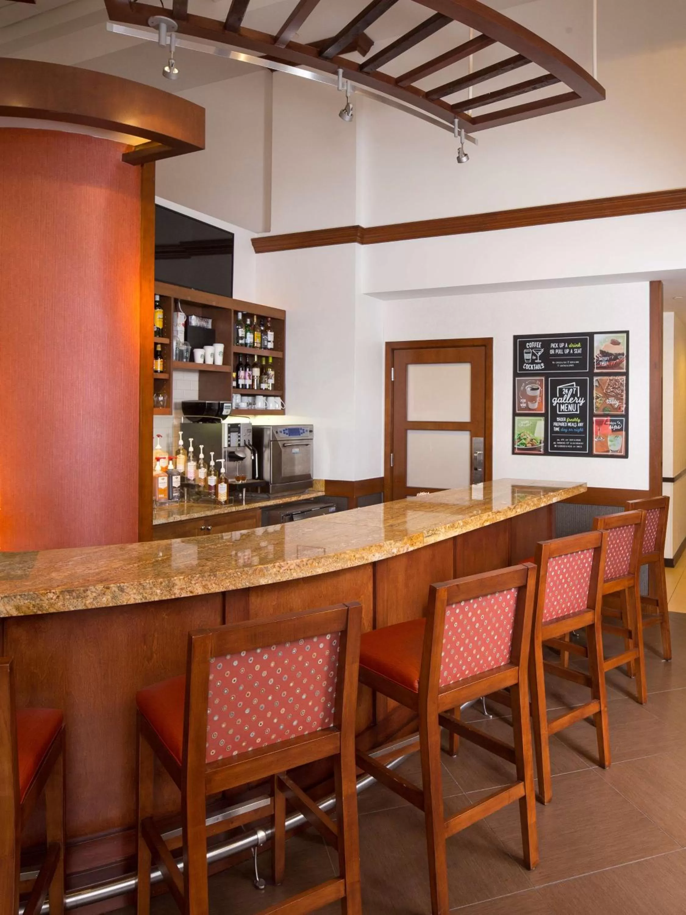 Lounge or bar in Hyatt Place Dallas/Plano