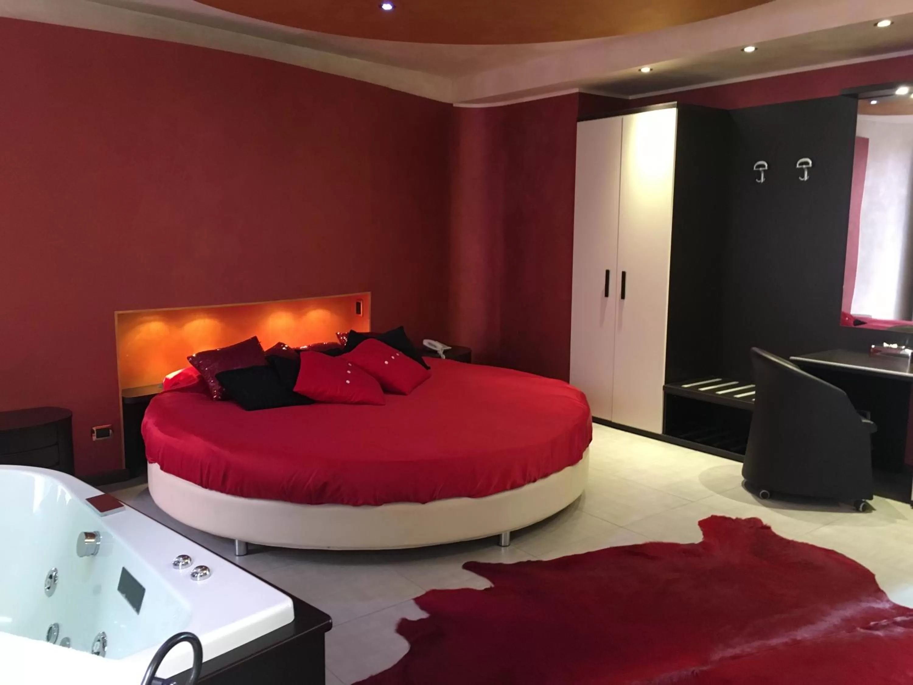 Bed in Alessi Hotel Trattoria