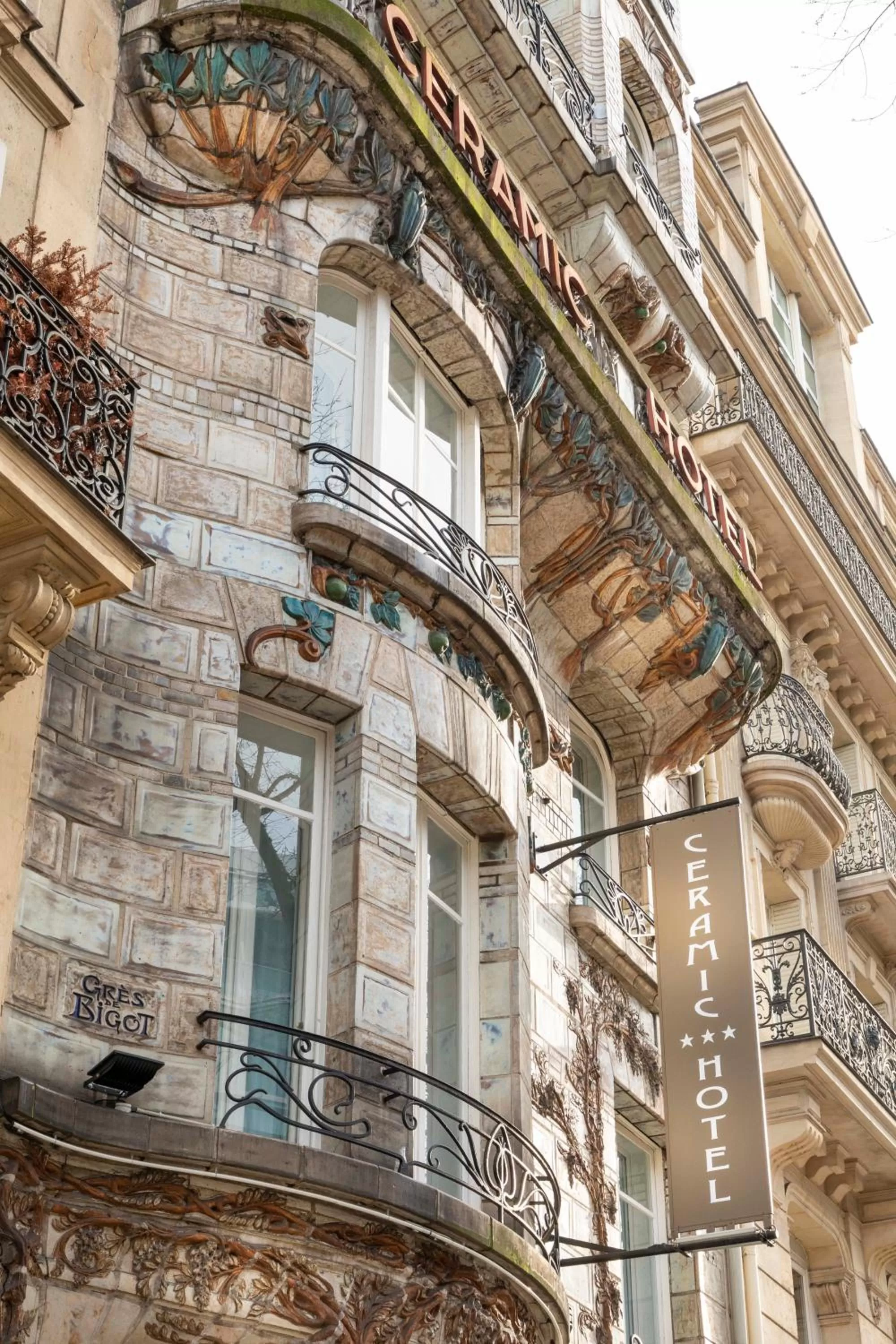 Facade/entrance in Elysées Ceramic