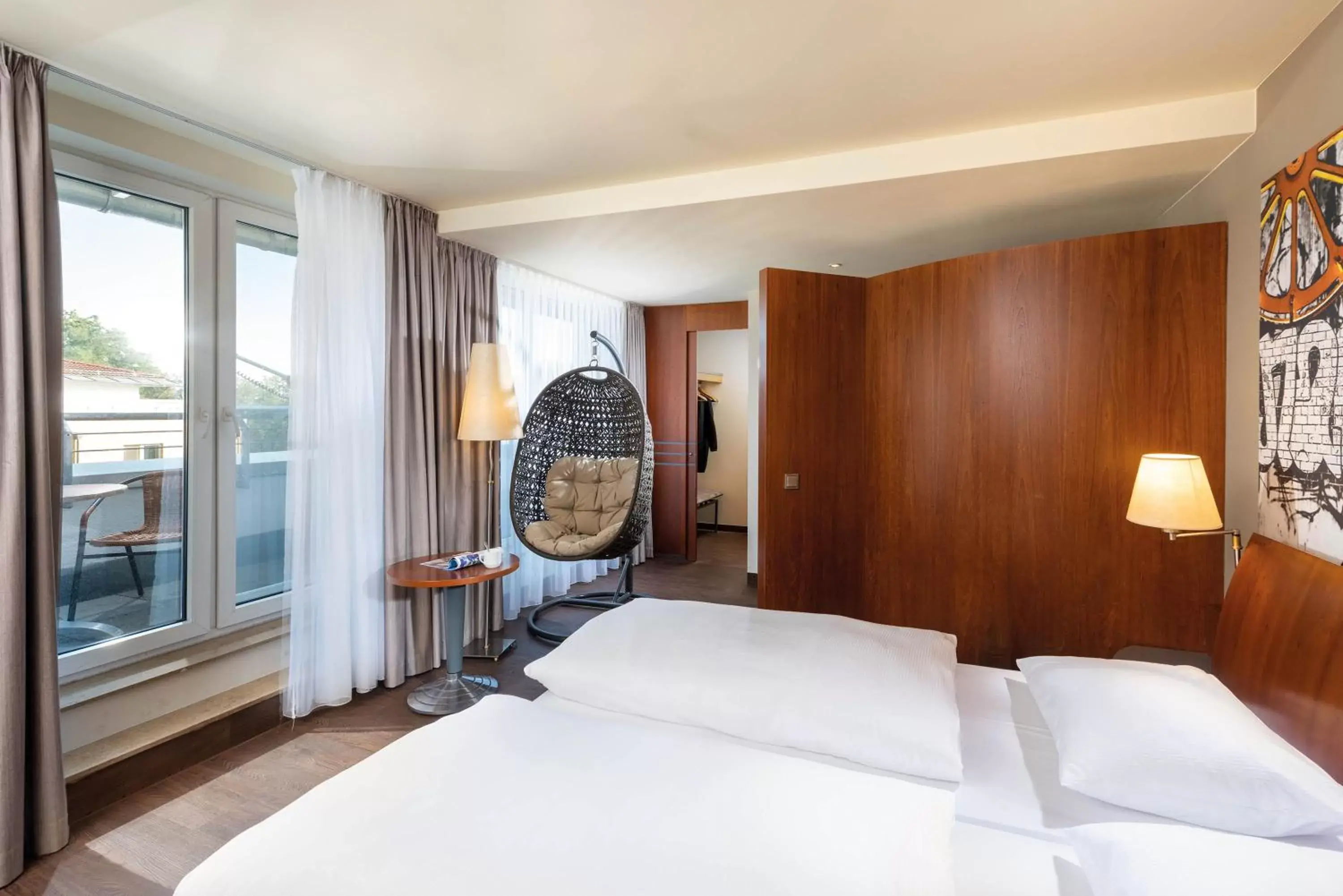 Superior Plus Room with Balcony in Seminaris SeeHotel Potsdam Superior Plus Room with Balcony in Seminaris SeeHotel Potsdam