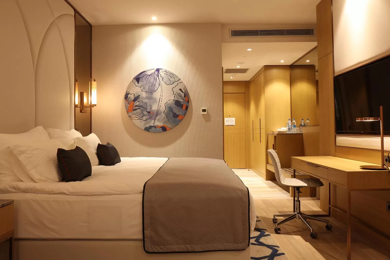 Deluxe Room Land View Family Corpus in KARAVANSARAY Turkistan Harbour Hotel -FLYING THEATRE ACCESS