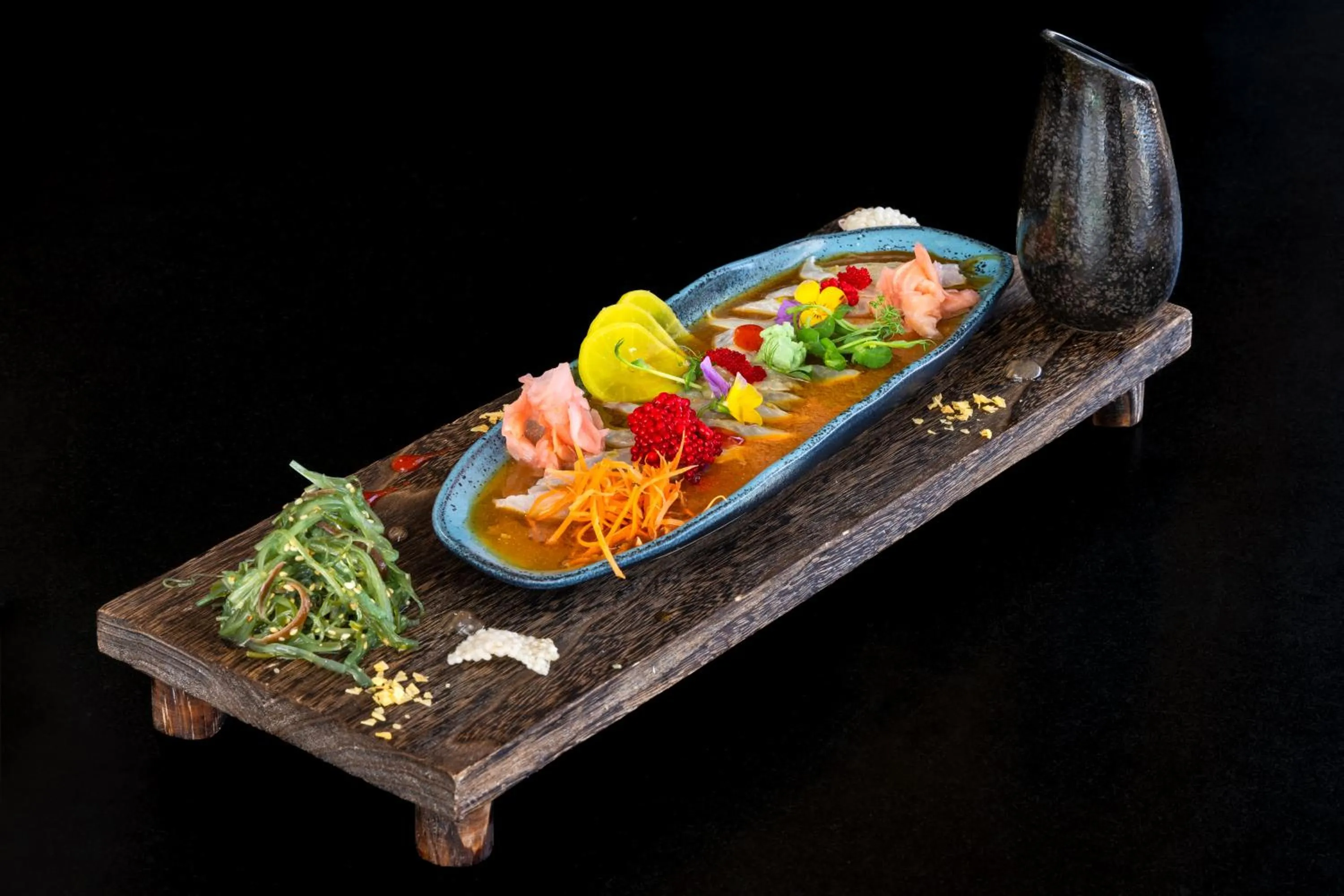 Restaurant/places to eat in San Marino Suites by Calm Collection