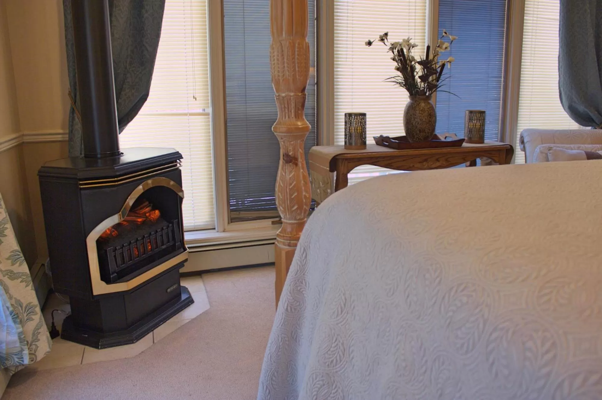 Bed in Black Bear Manor