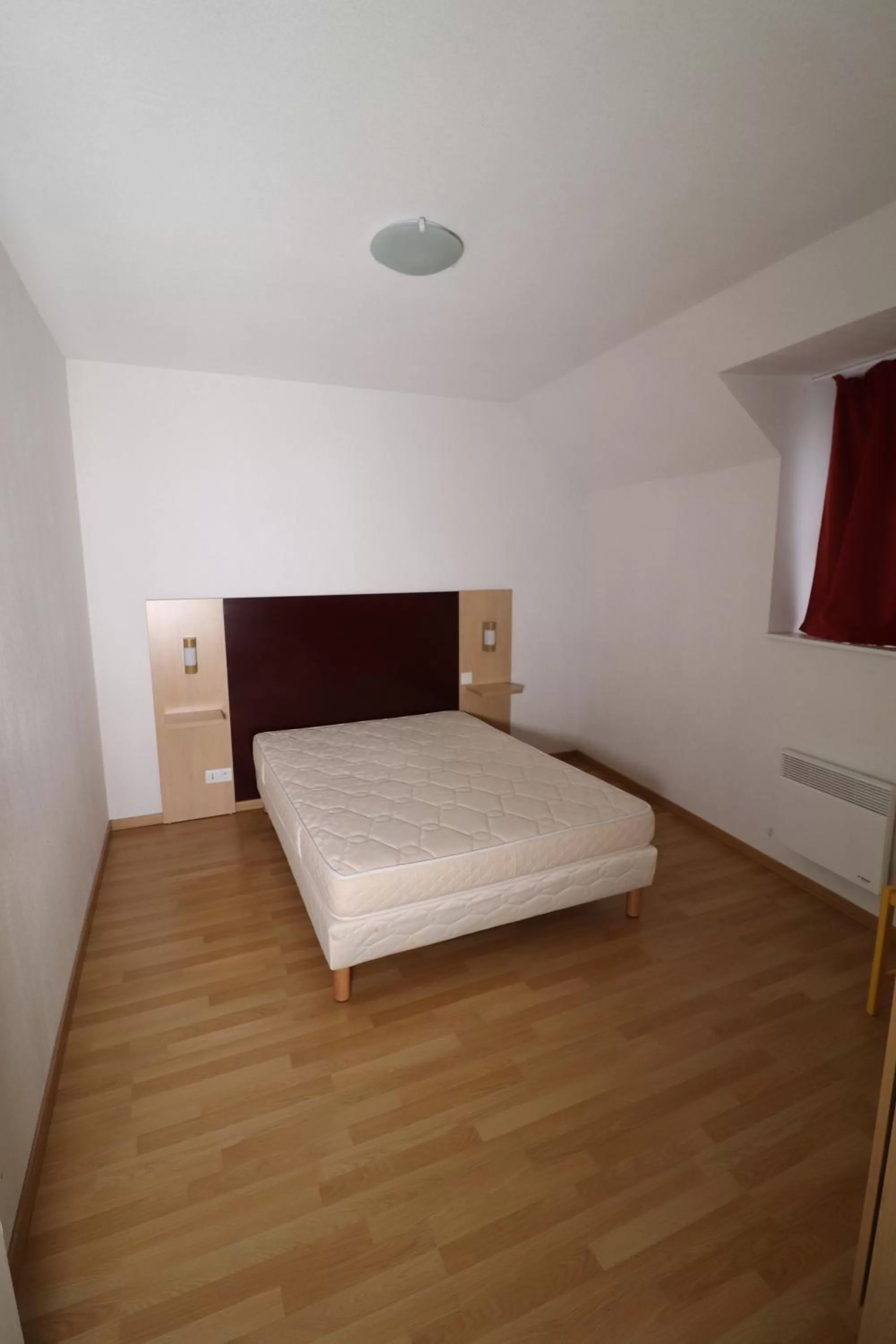 Bed in Chateau Ricard