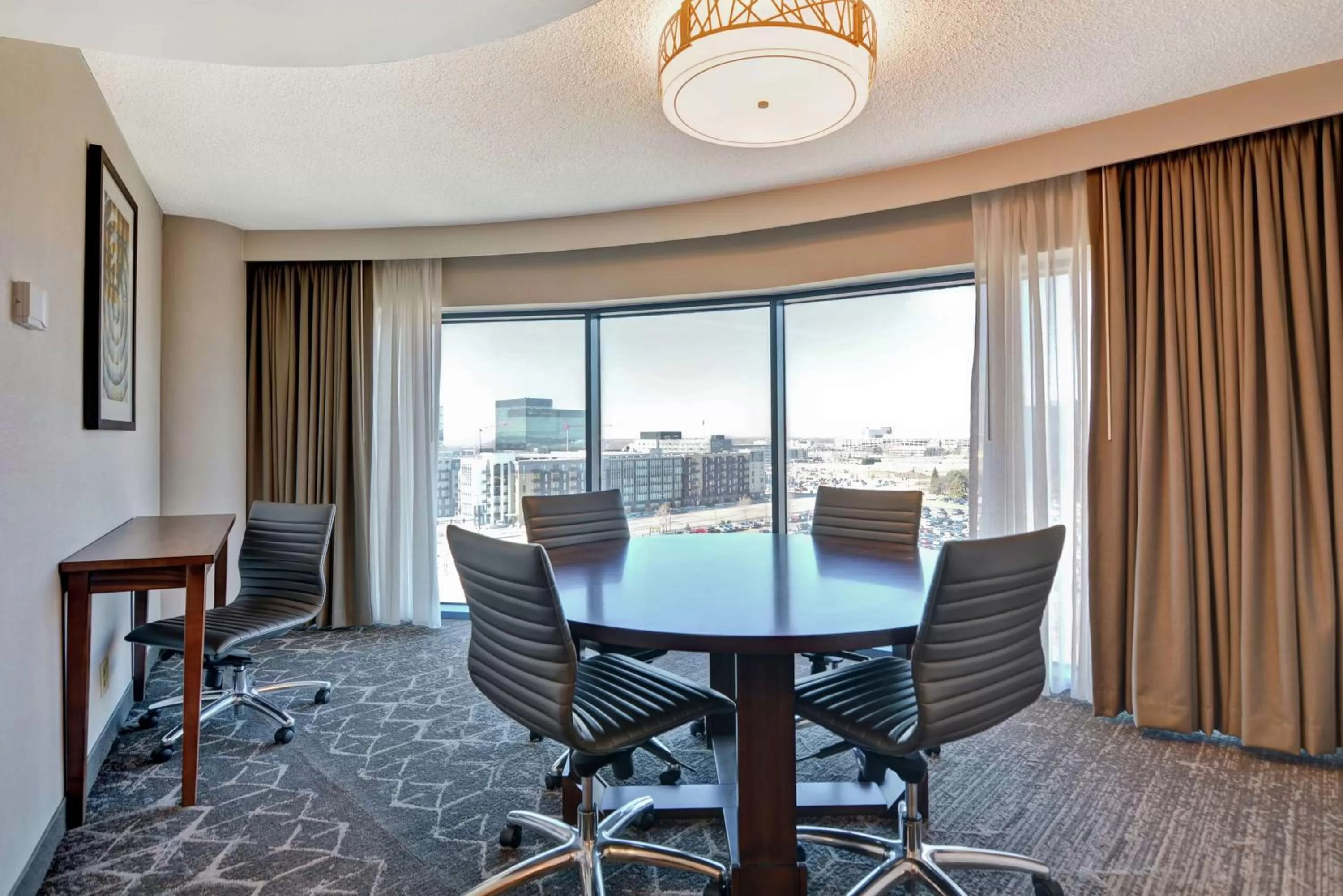 Executive Corner King Suite w/ Sofa Sleeper, 1 Bedroom in Embassy Suites by Hilton Minneapolis Airport