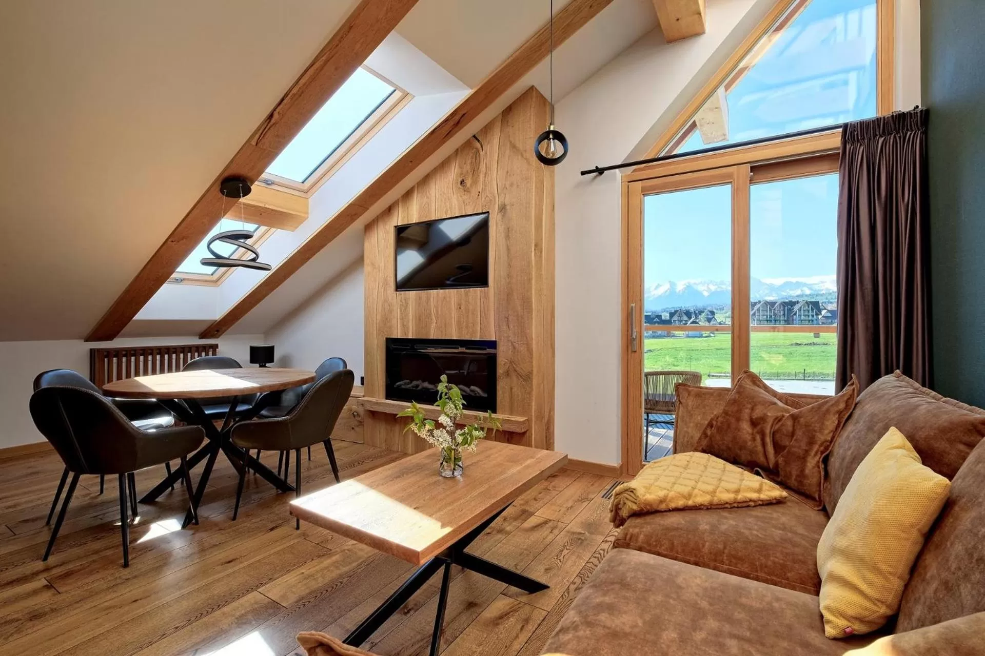 Living room in Białka Residence Ski - 50 m do Termy Bania Odkryj-Białke