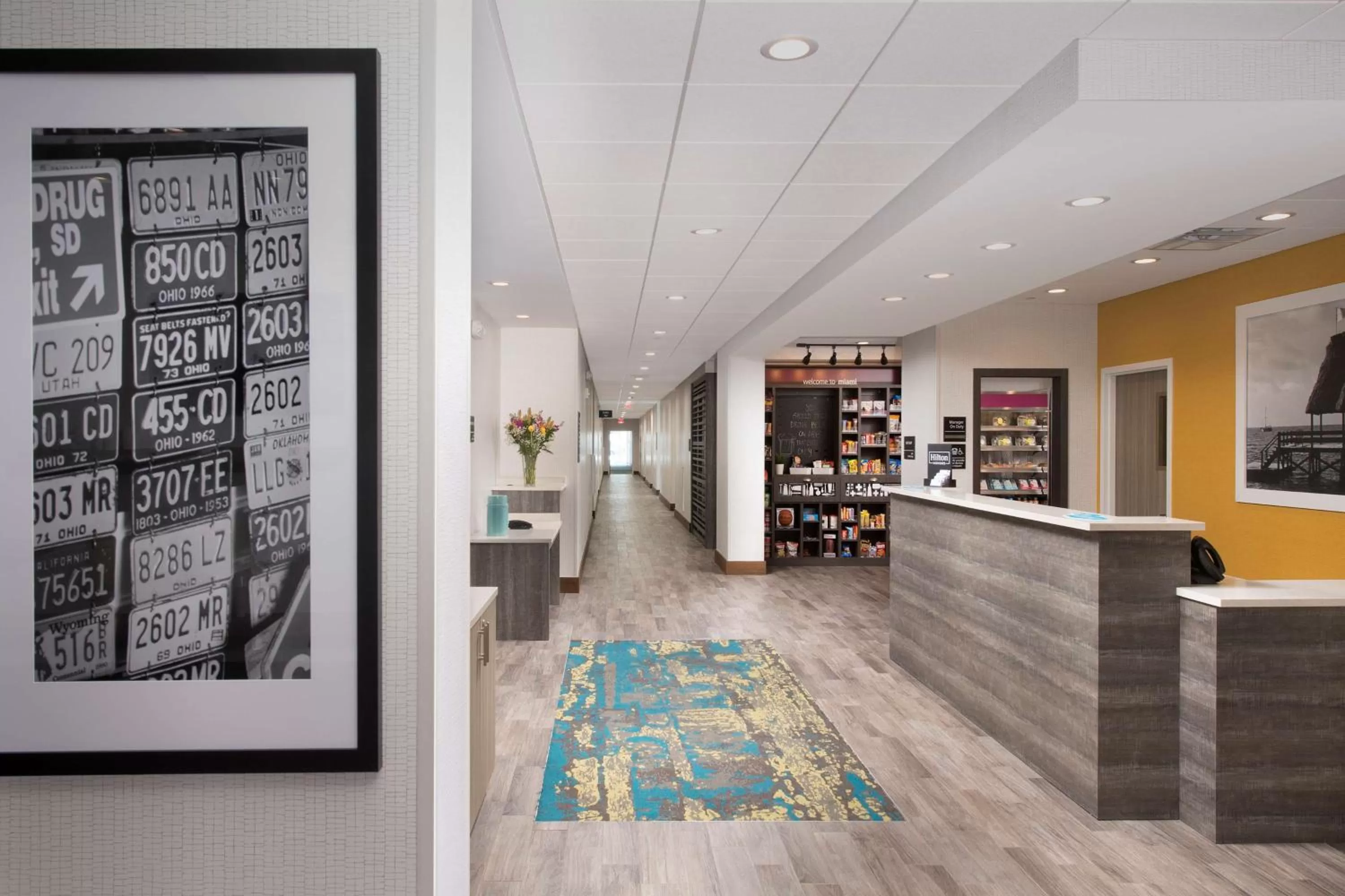 Lobby or reception in Hampton Inn Miami Airport East