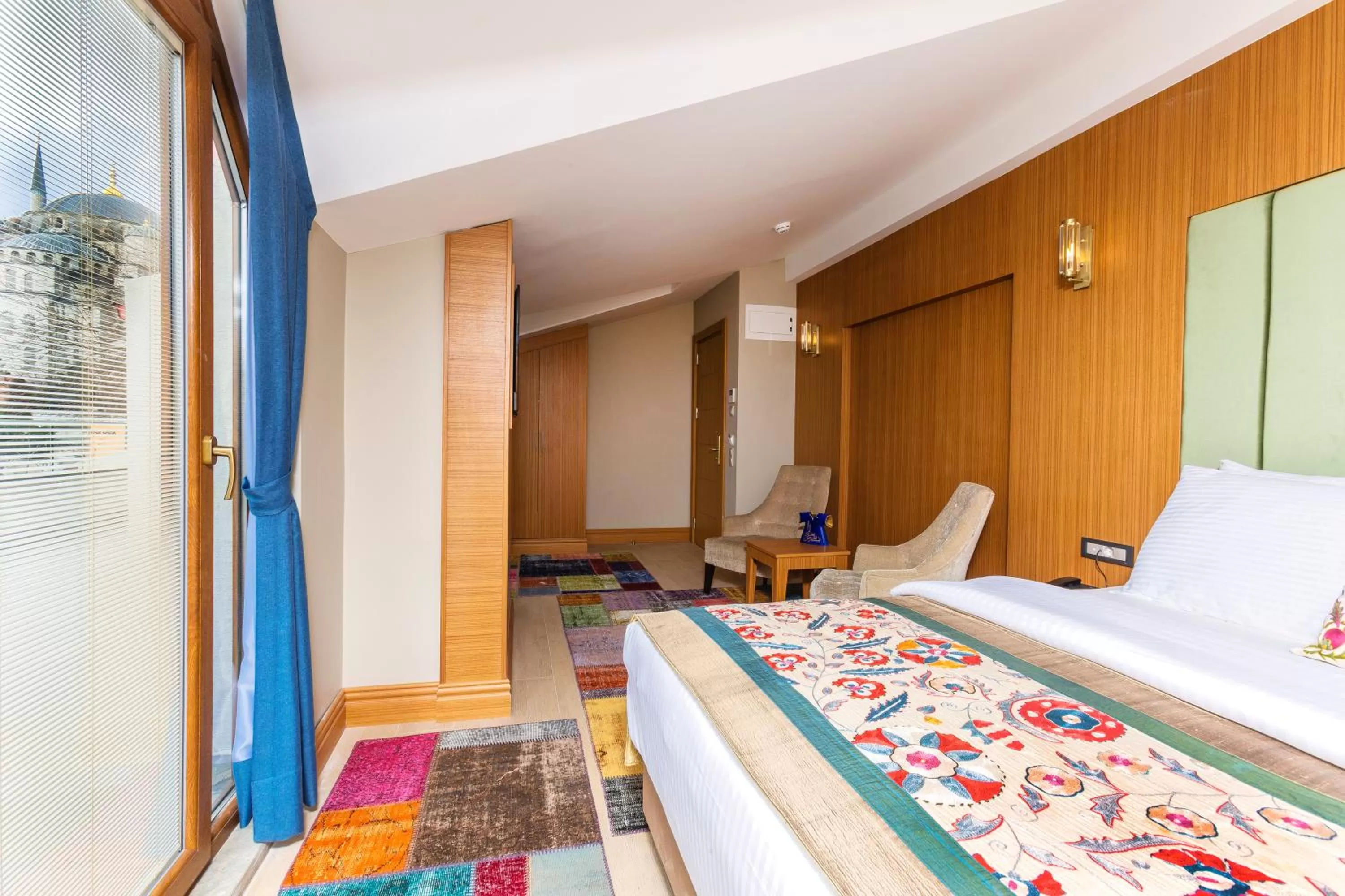 Photo of the whole room, Bed in Obelisk Hotel & Suites