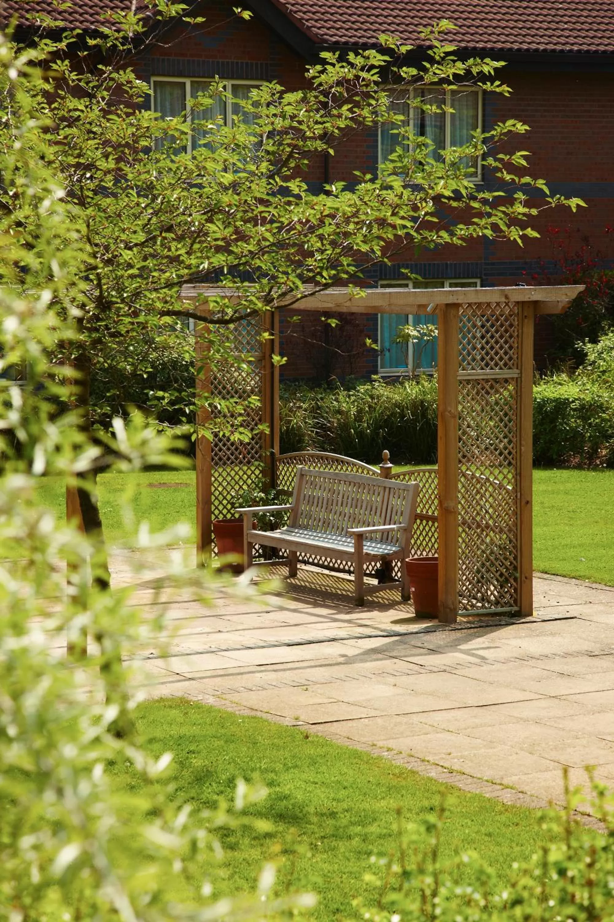 Garden in Mercure Daventry Court Hotel