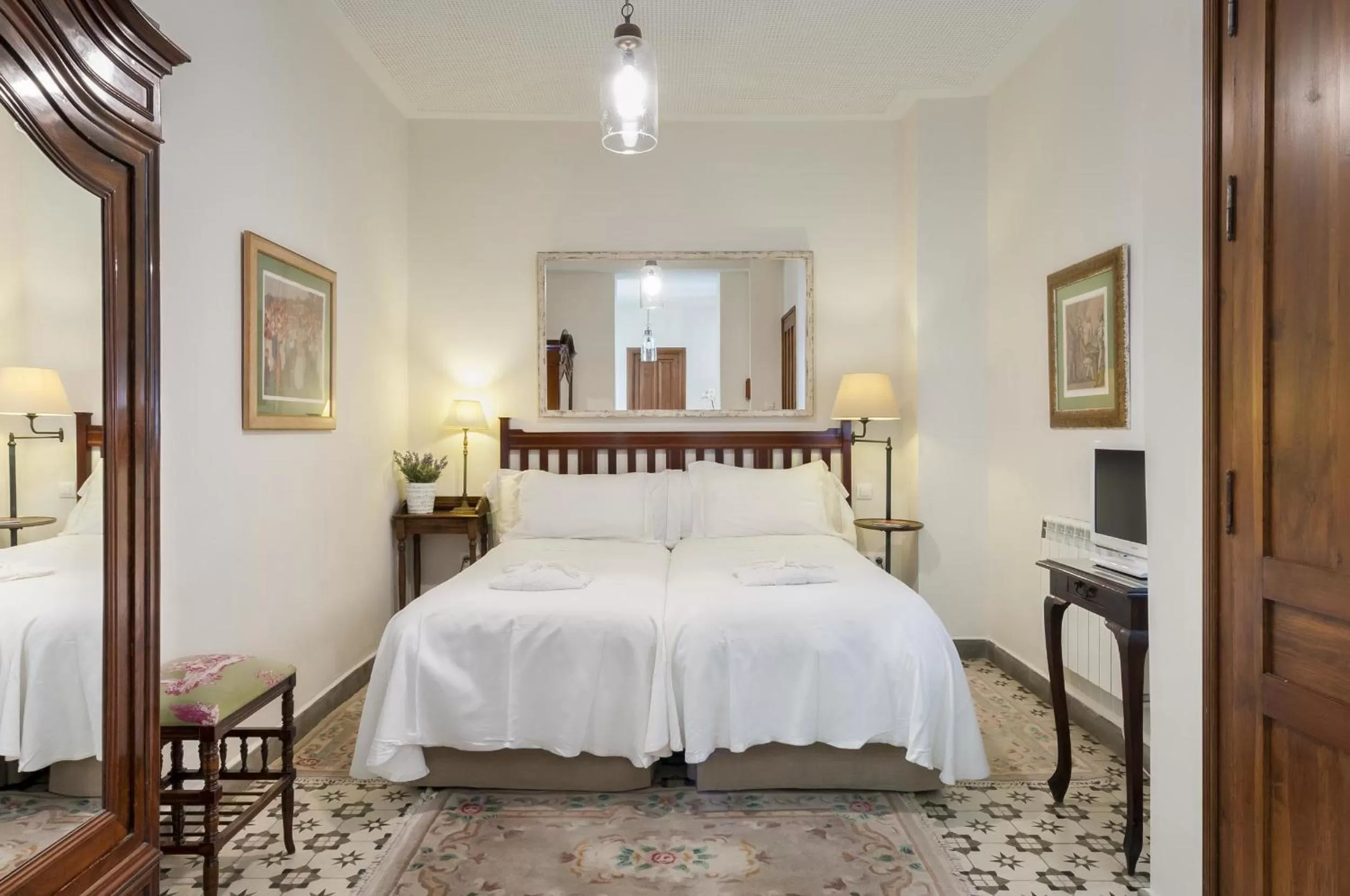 Bedroom, Bed in Hotel Amadeus Sevilla